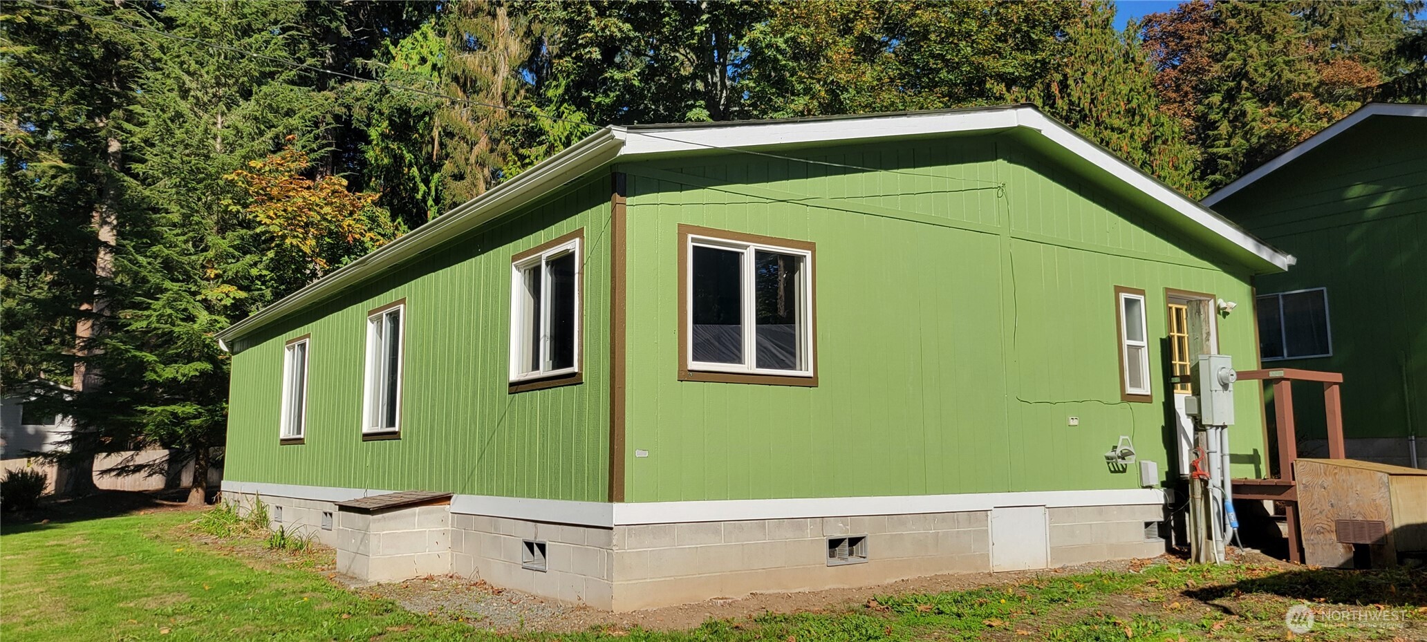 2818 Huckleberry Lane Property Photo 6