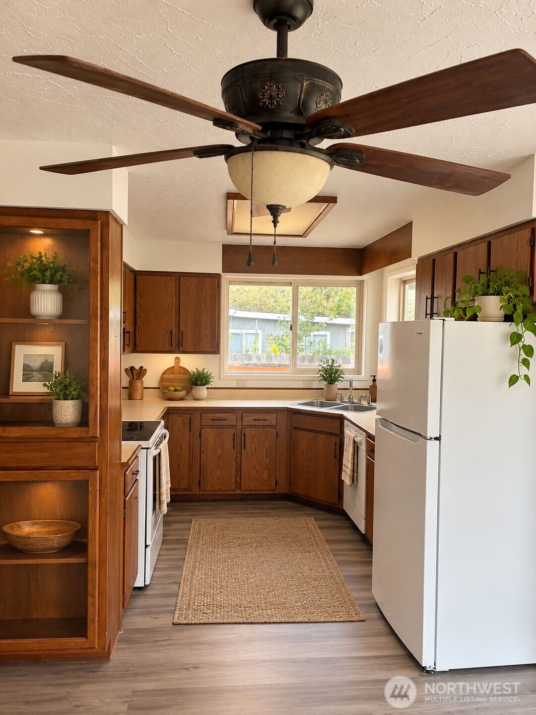 319 Mizzen Street Property Photo 2