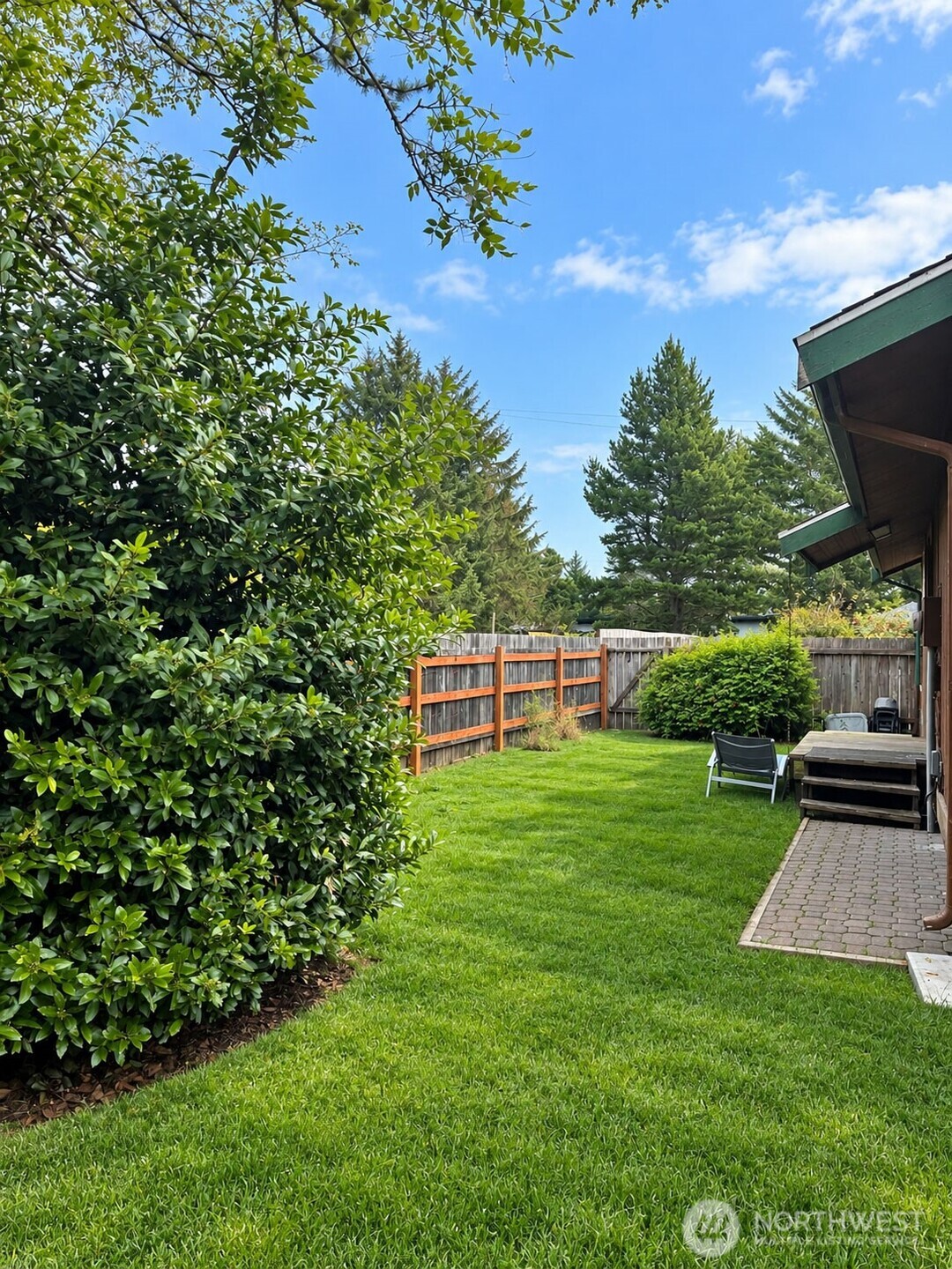 319 Mizzen Street Property Photo 8