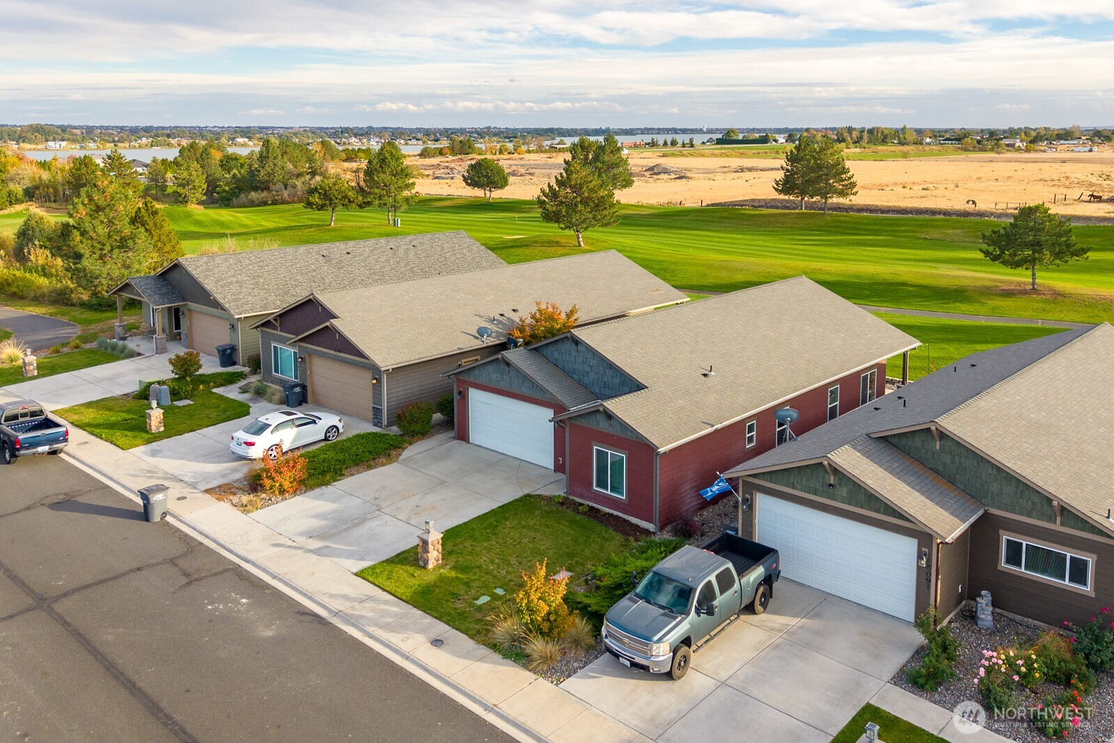 6097 Murray Way Property Photo 4