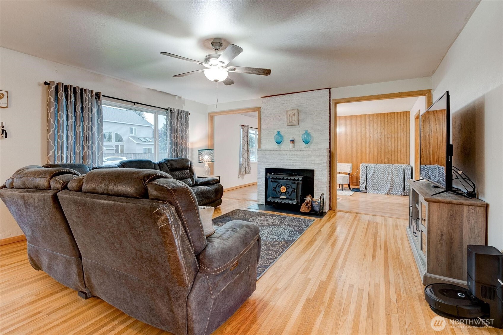 1114 Ne 129th Street Property Photo 4