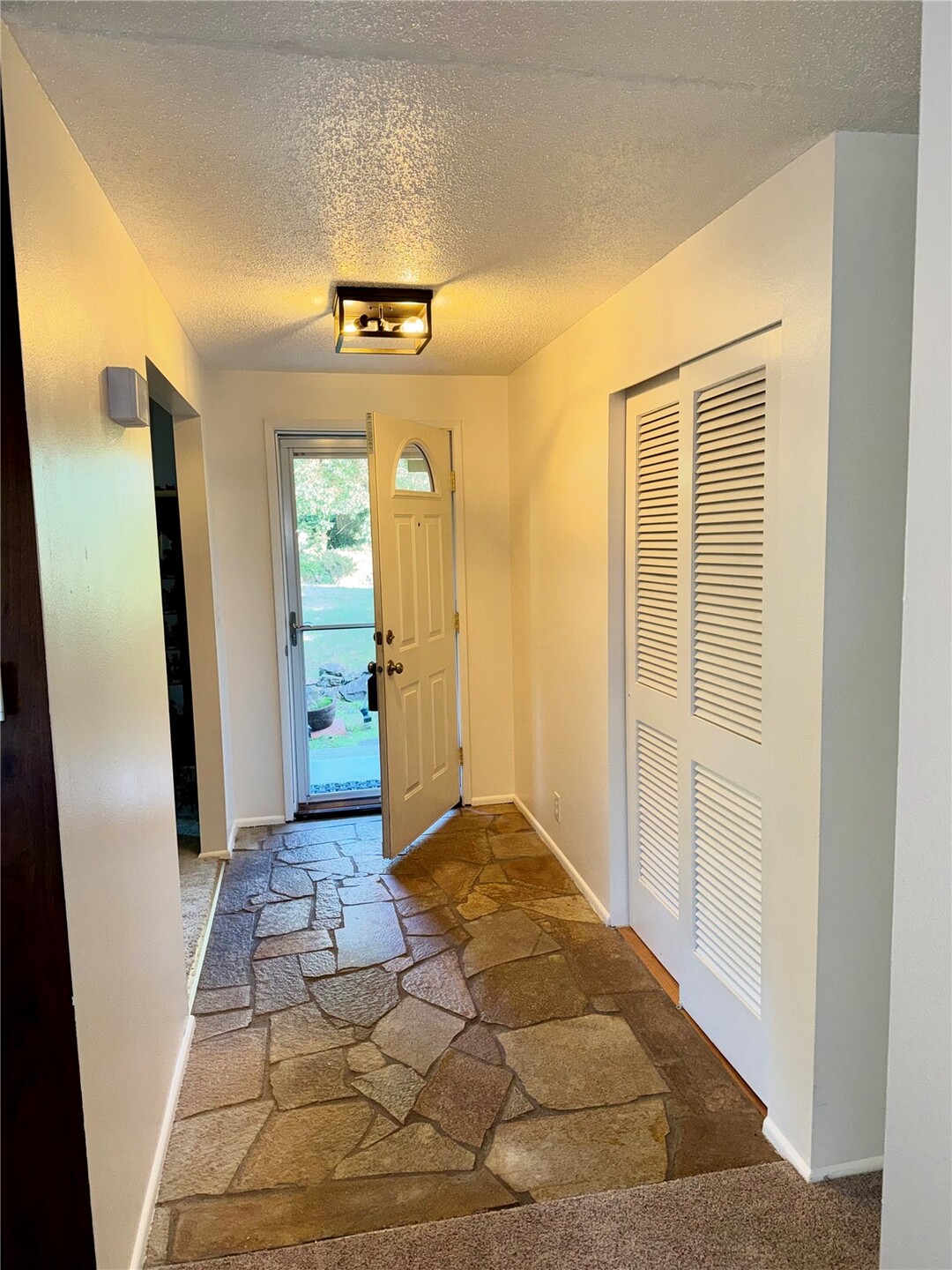 10526 Wauna Street Property Photo 4