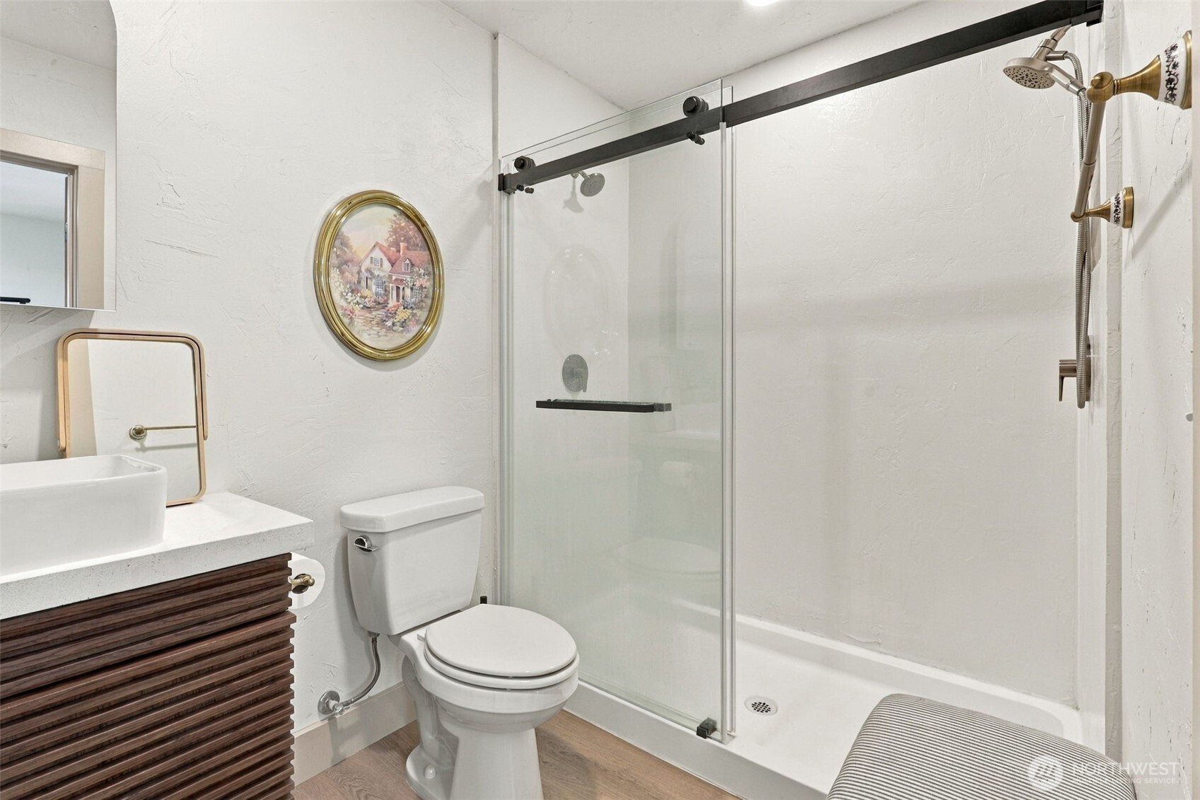 954 Park Street Property Photo 14