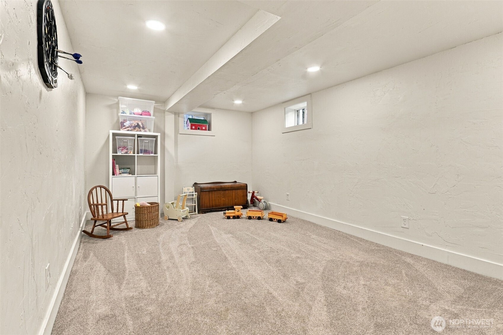 954 Park Street Property Photo 28