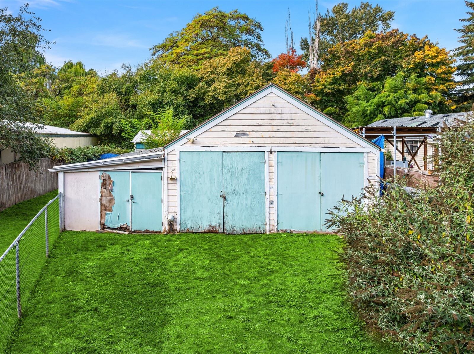 11801 40th Avenue Property Photo 5
