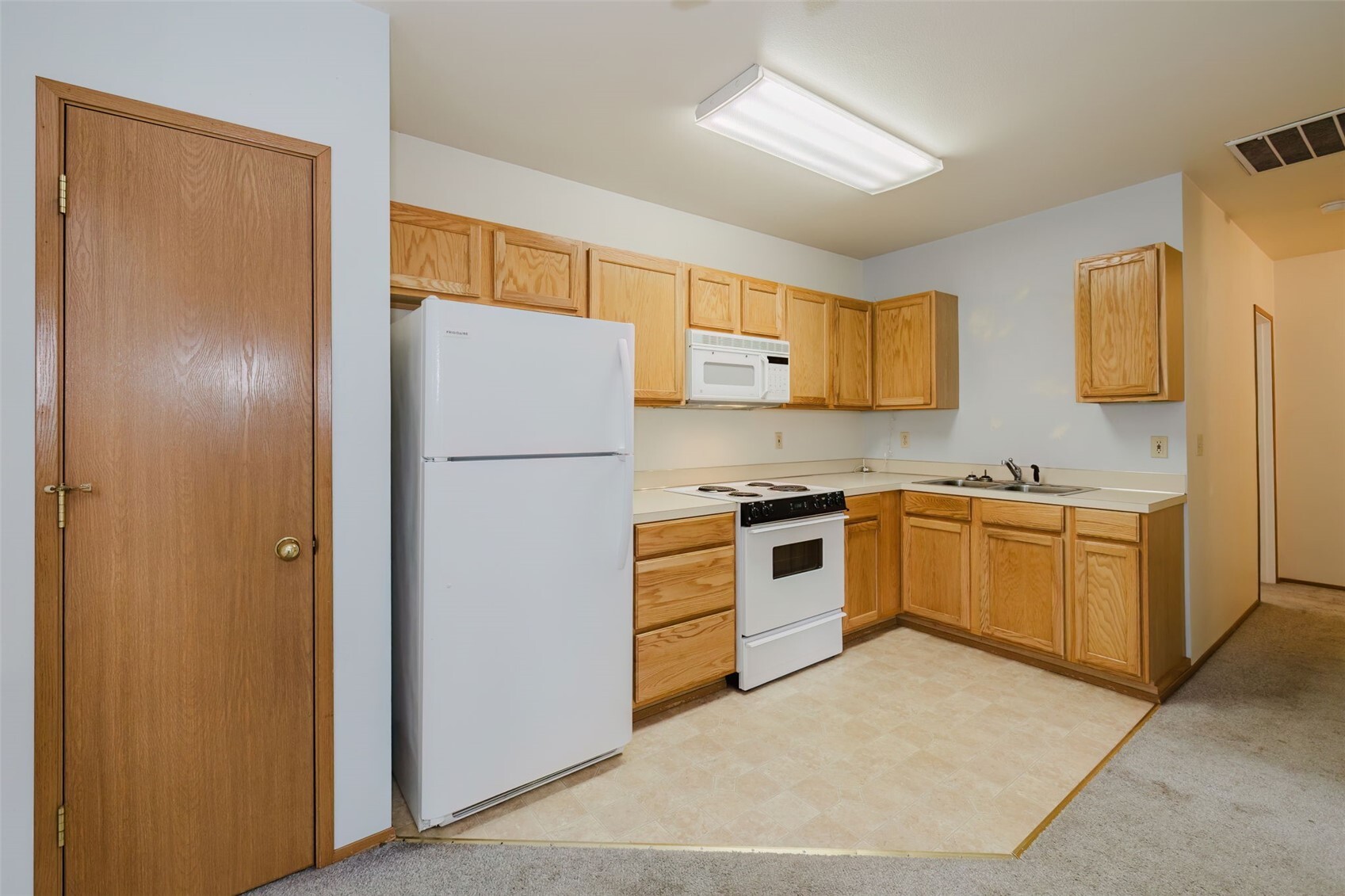 1356 Russell Avenue Property Photo 12