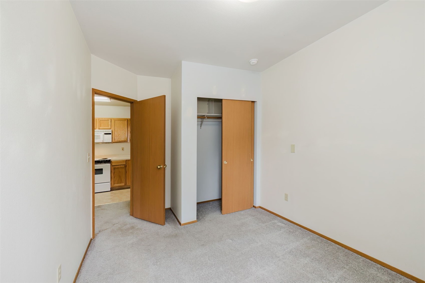 1356 Russell Avenue Property Photo 14
