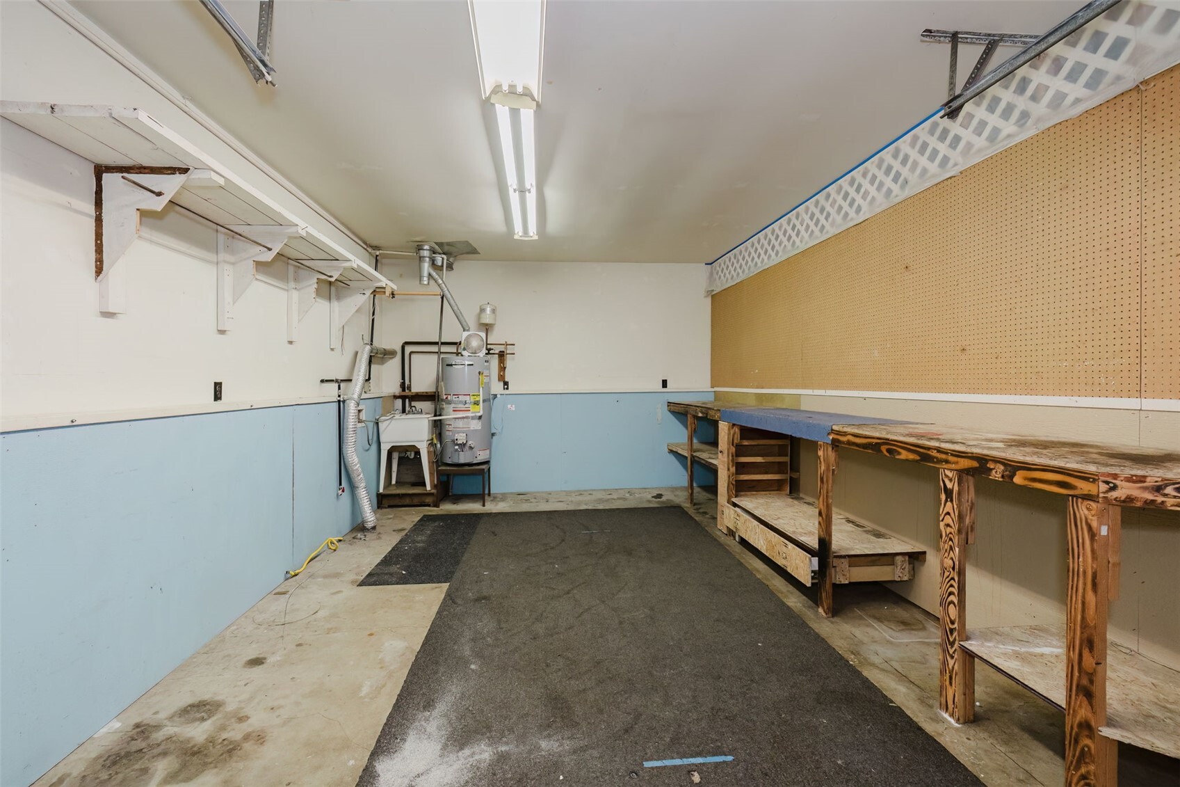 1356 Russell Avenue Property Photo 16