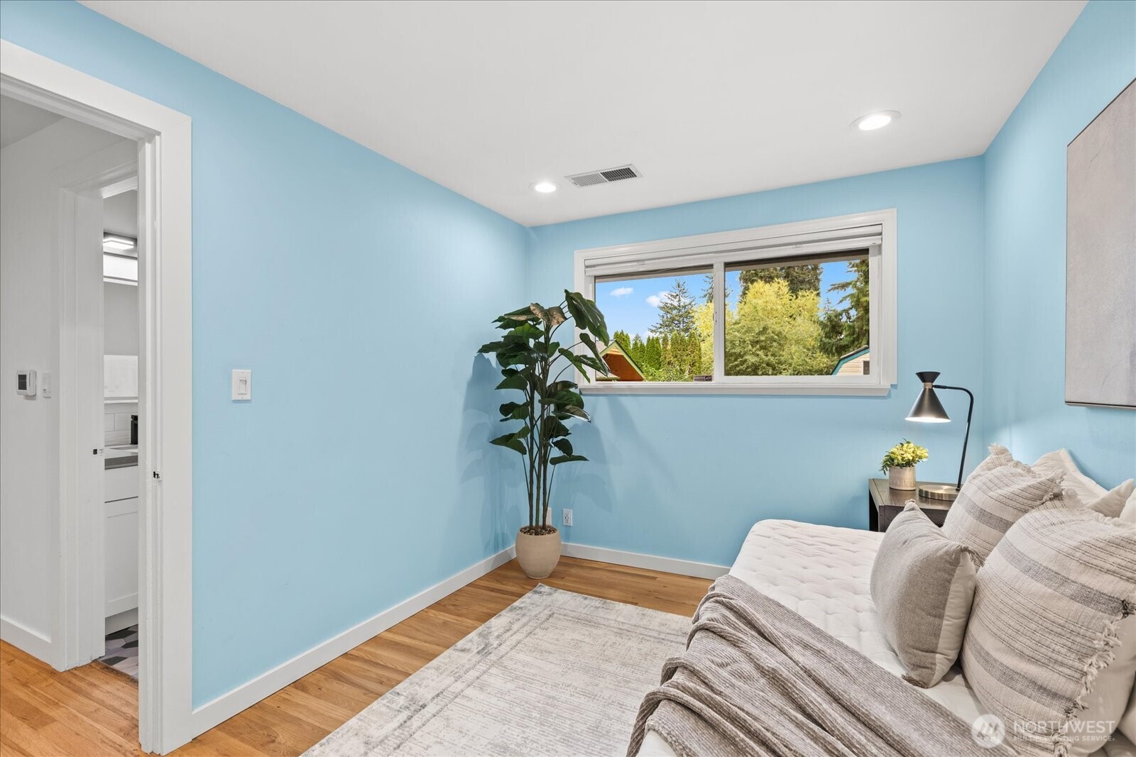 19112 3rd Avenue Property Photo 21