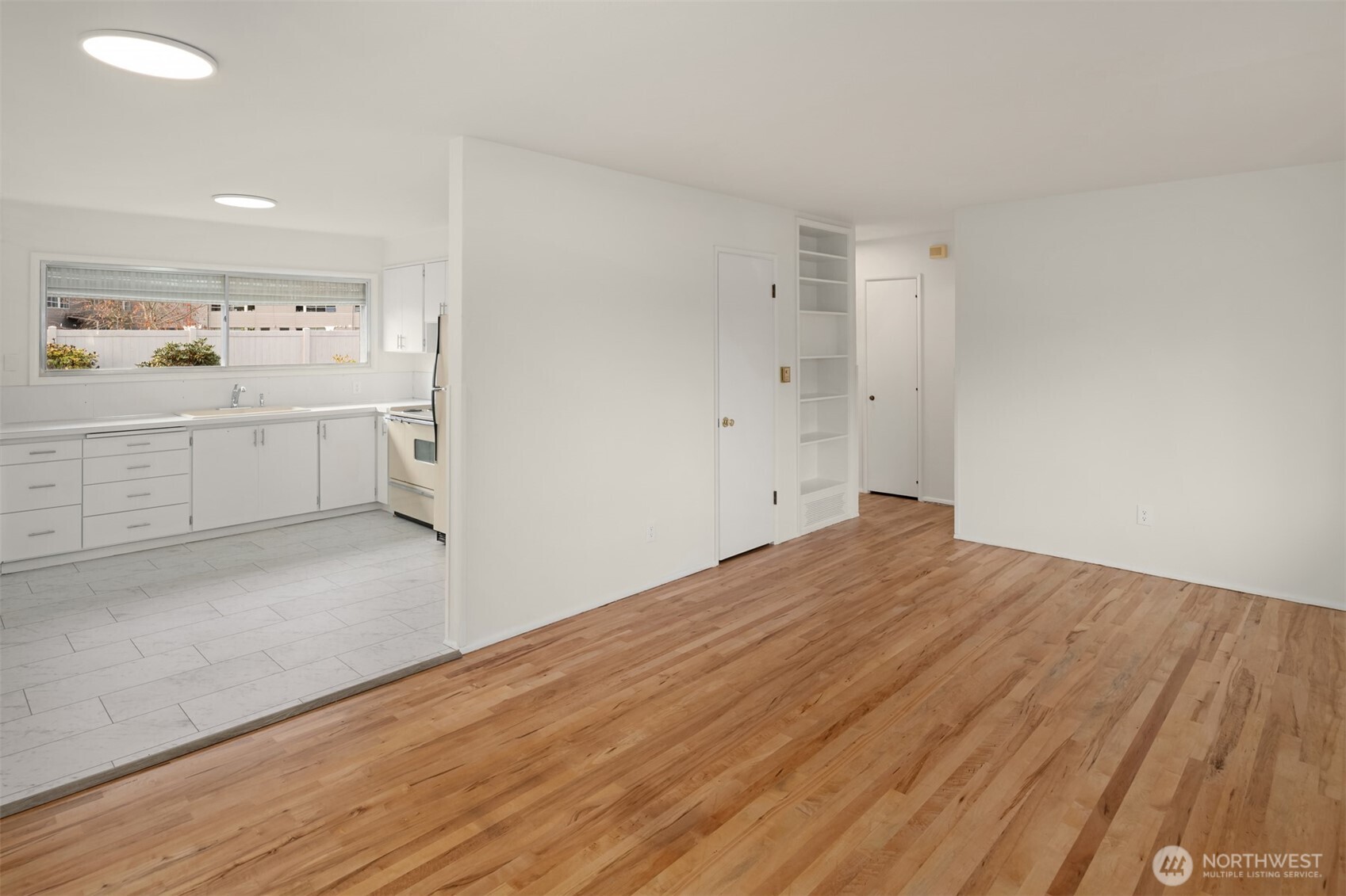 1032 16th Street Property Photo 4