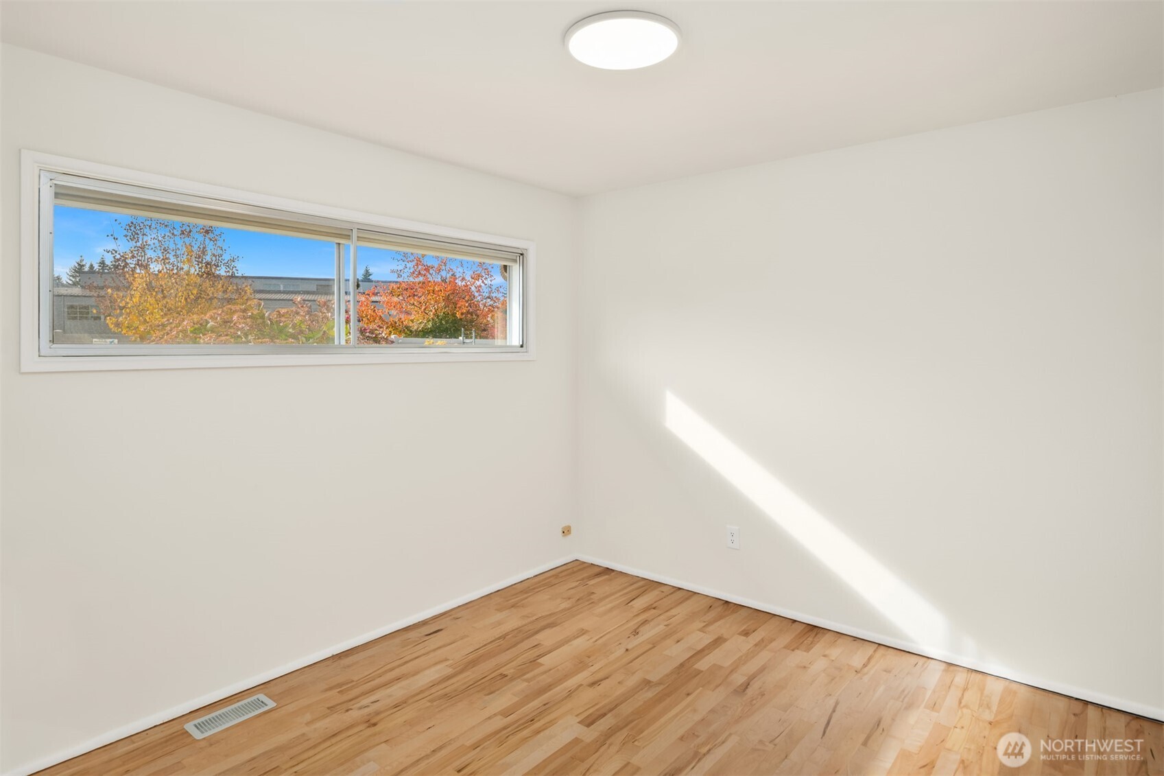 1032 16th Street Property Photo 11