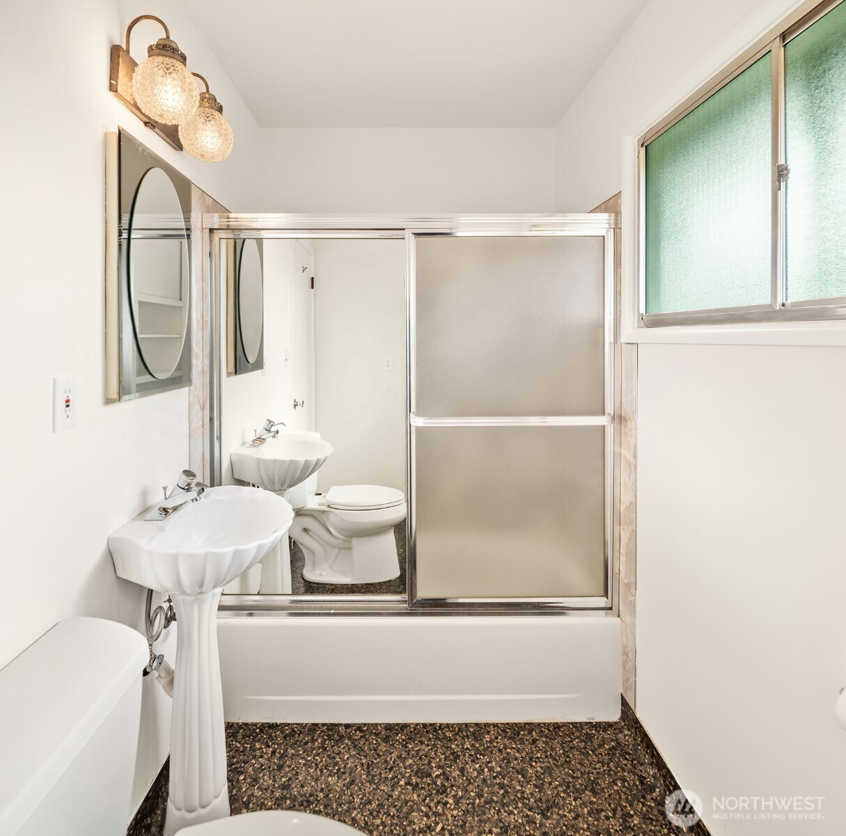 1032 16th Street Property Photo 12