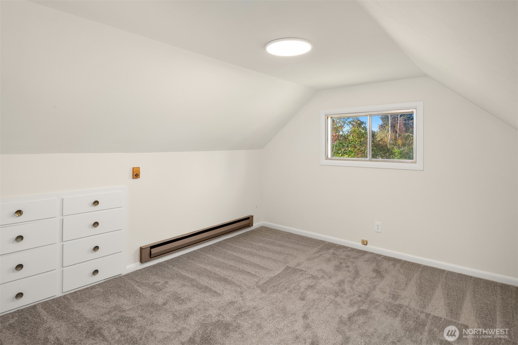 1032 16th Street Property Photo 13