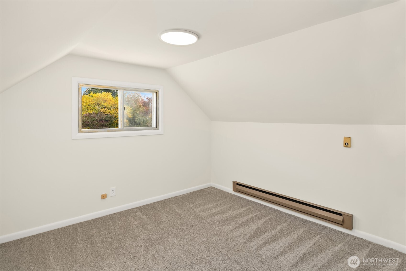 1032 16th Street Property Photo 15