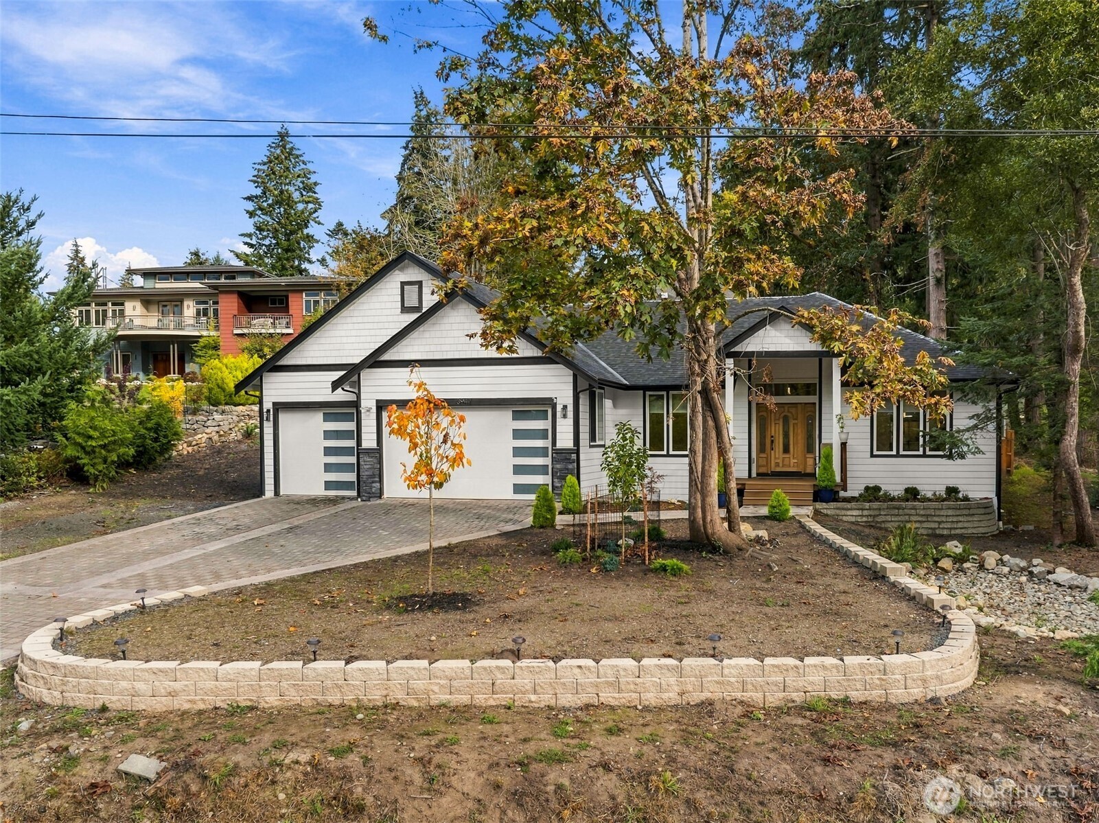 3947 Olympic Court Property Photo 2