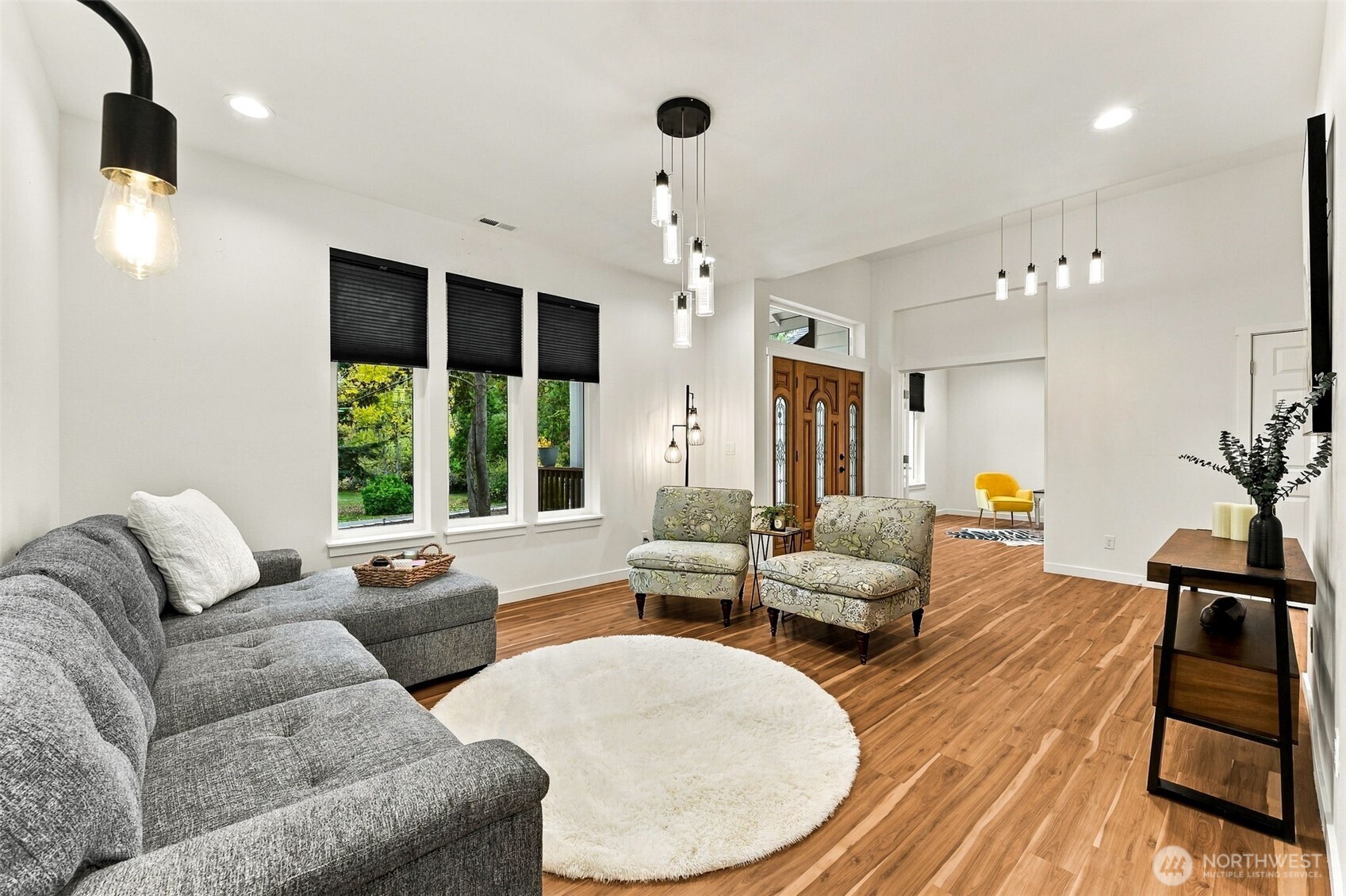 3947 Olympic Court Property Photo 4