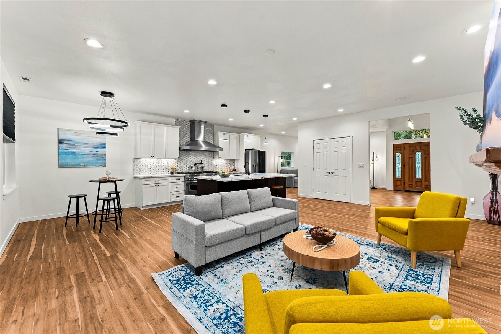 3947 Olympic Court Property Photo 12