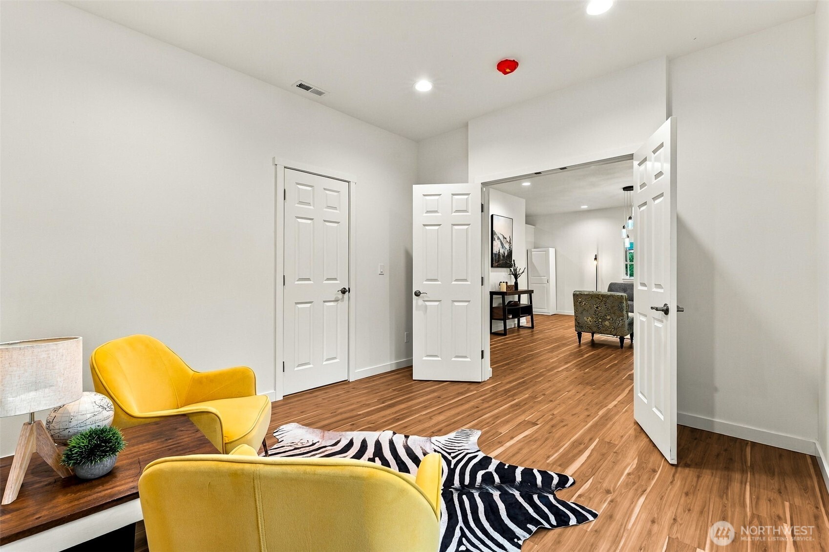 3947 Olympic Court Property Photo 17