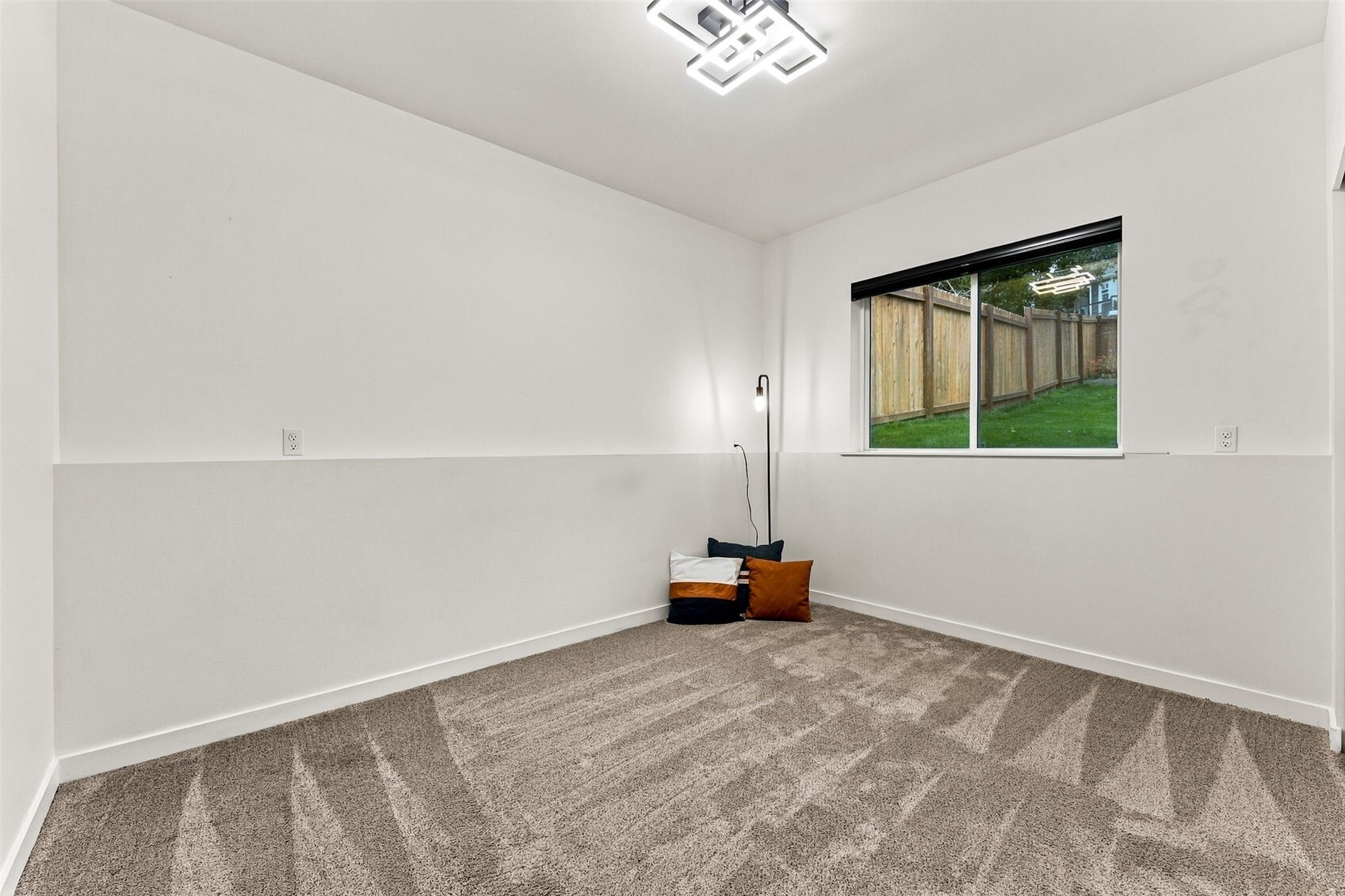 3947 Olympic Court Property Photo 22