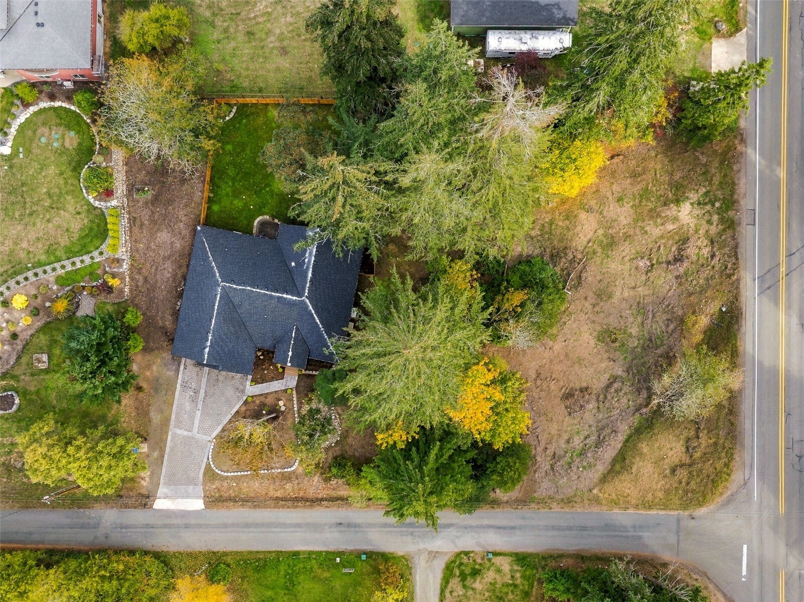 3947 Olympic Court Property Photo 33