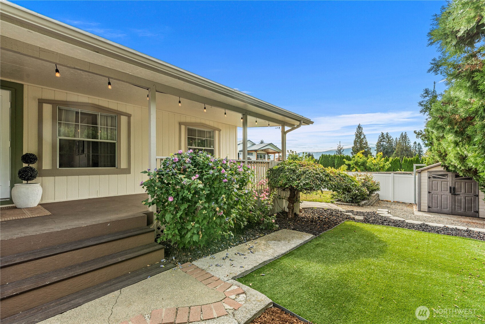 1644 8th Street Property Photo 1