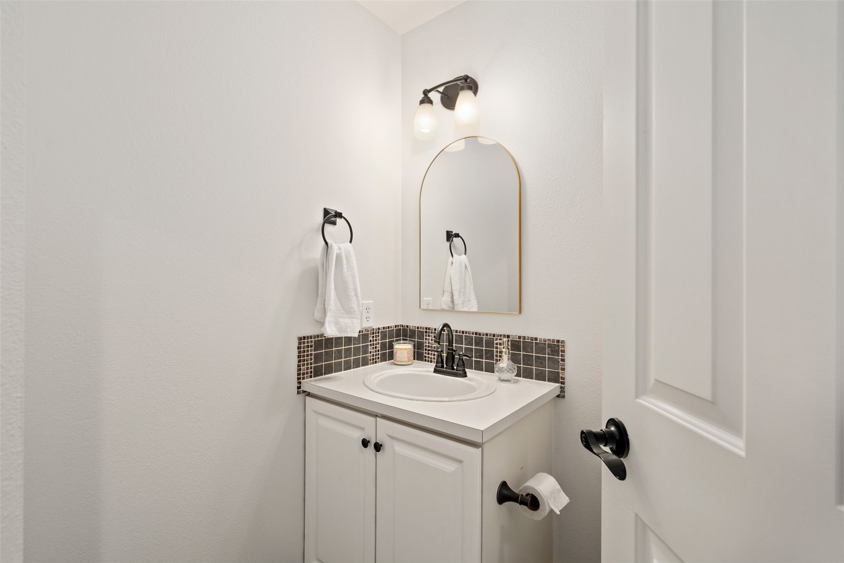 1707 31st Street Ct D Property Photo 18