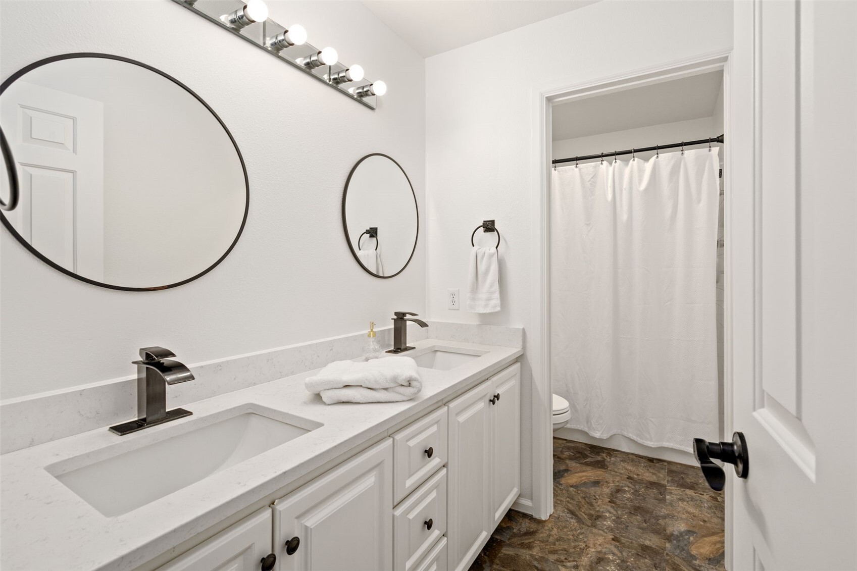 1707 31st Street Ct D Property Photo 22