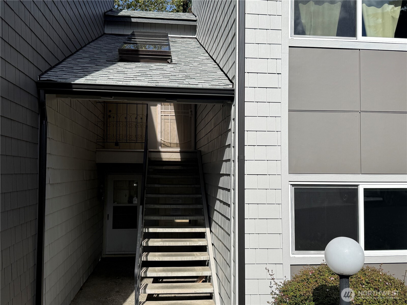 2020 Grant Avenue J102 Property Photo 1