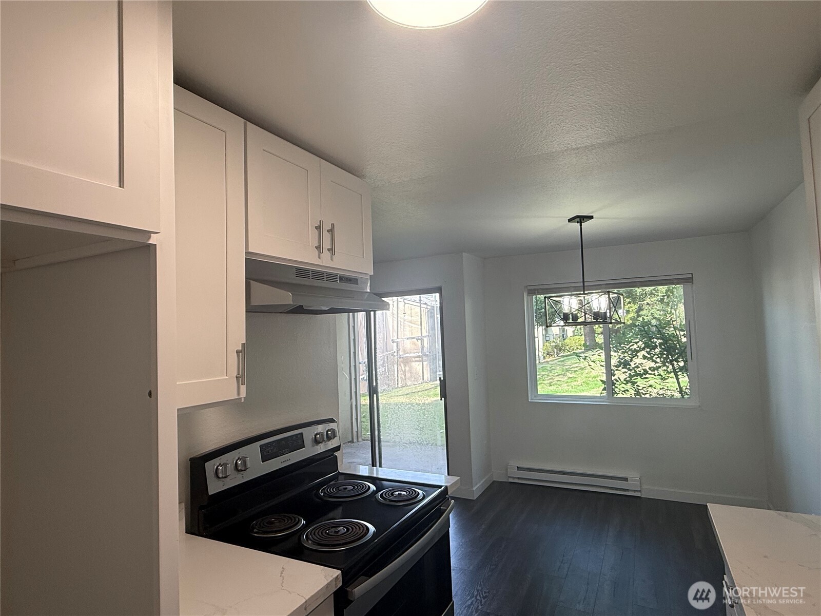 2020 Grant Avenue J102 Property Photo 5