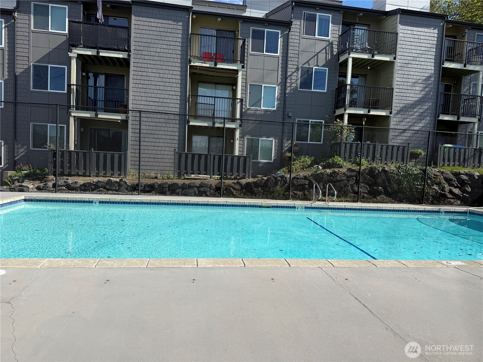 2020 Grant Avenue J102 Property Photo 11