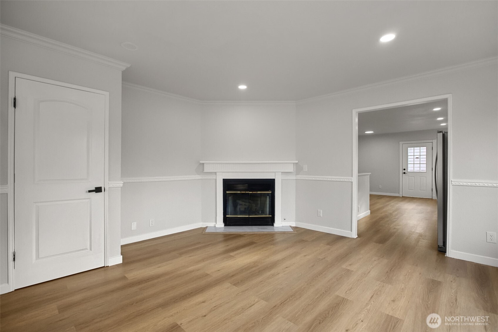 1803 Harding Street Property Photo 25