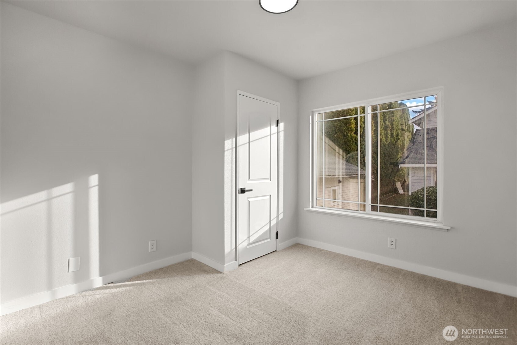 1803 Harding Street Property Photo 33
