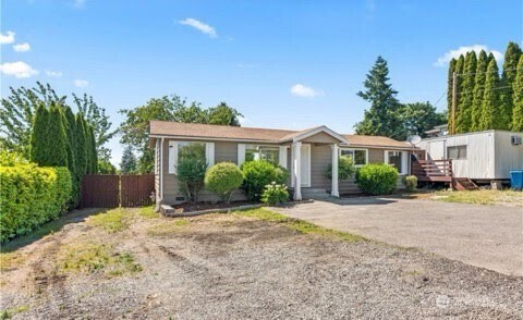 20225 108th Avenue Property Photo 6