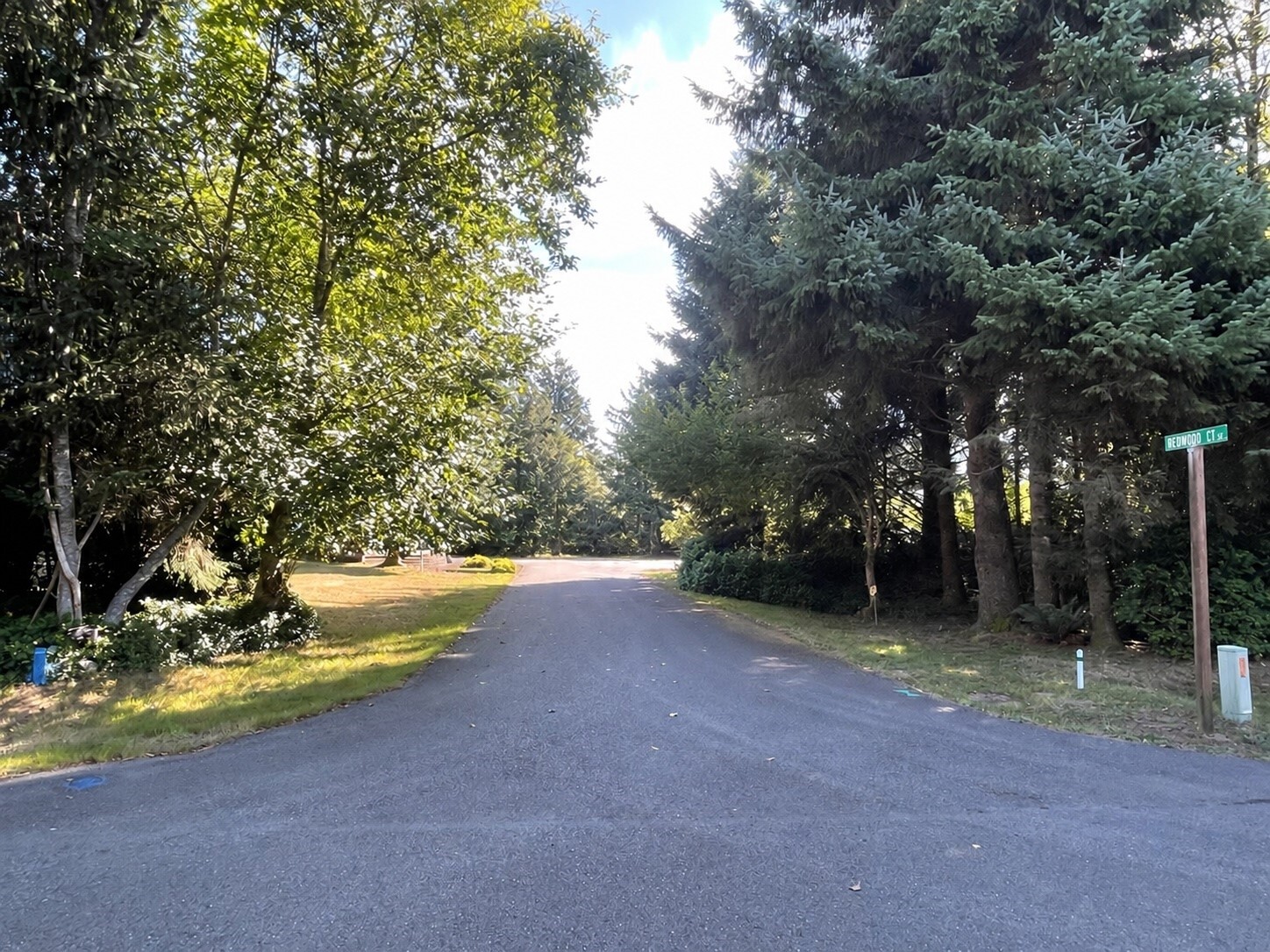 344 345 Redwood Court Property Photo 2