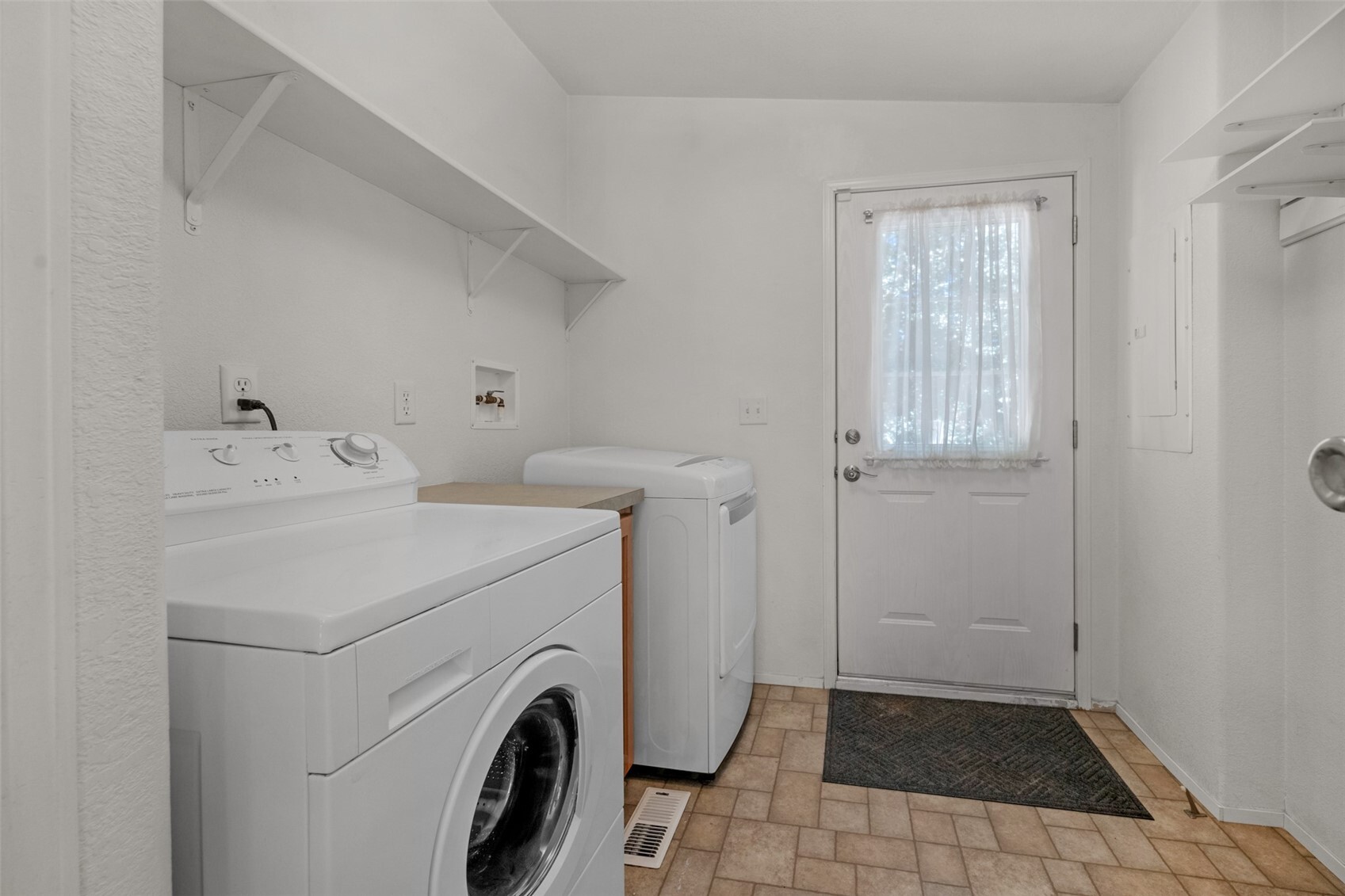 1424 129th Street Property Photo 20