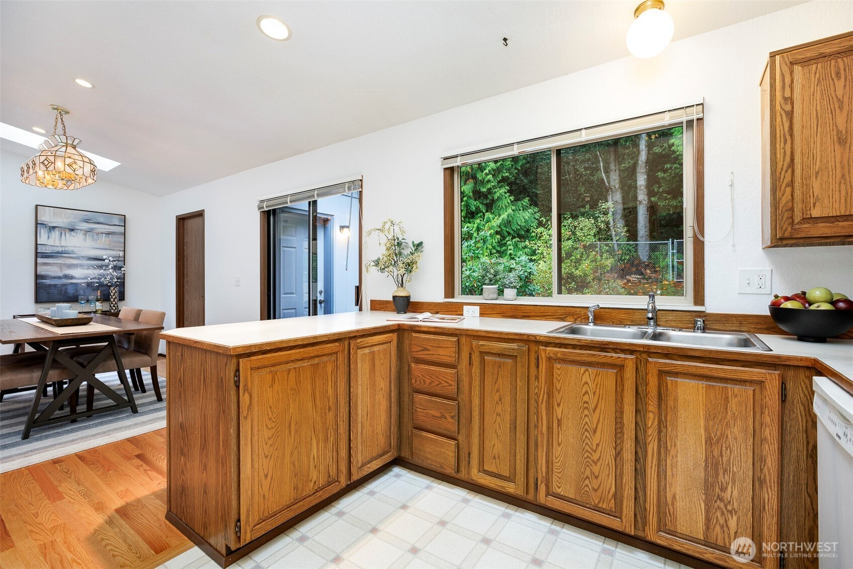 23010 39th Avenue Property Photo 9