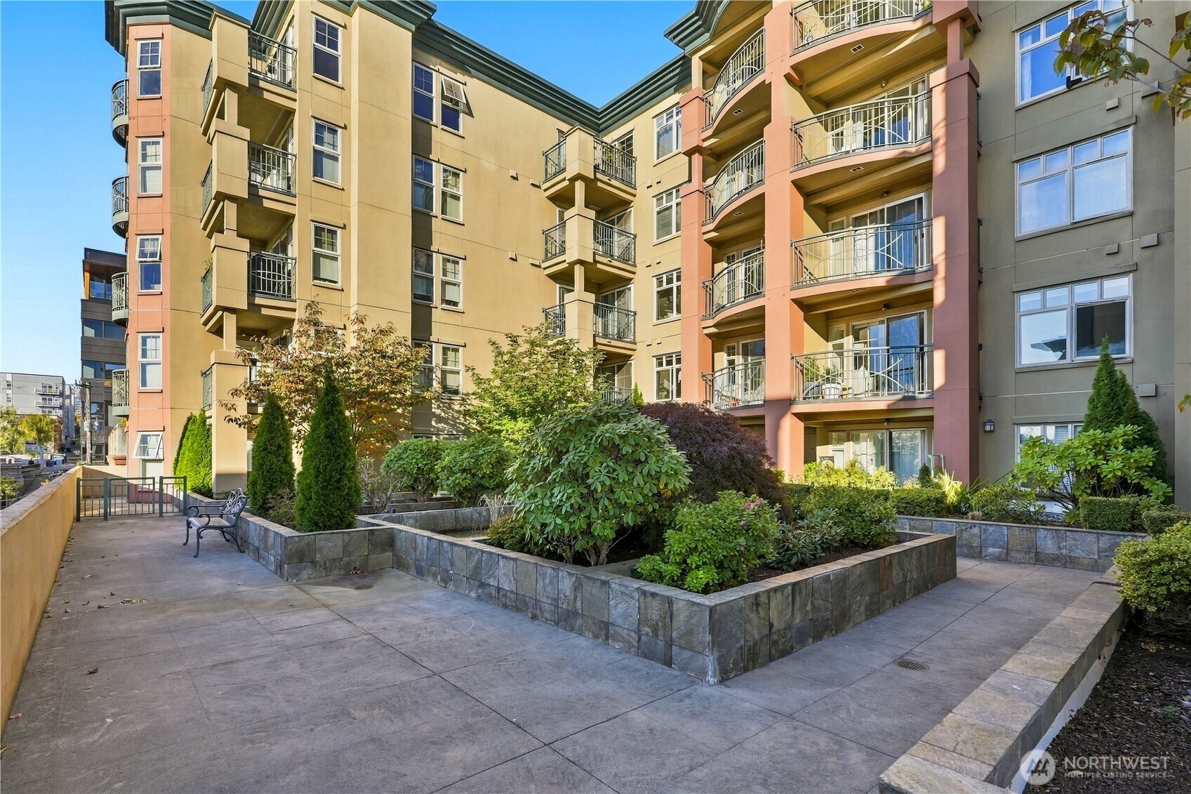 123 Queen Anne Avenue 408 Property Photo 21