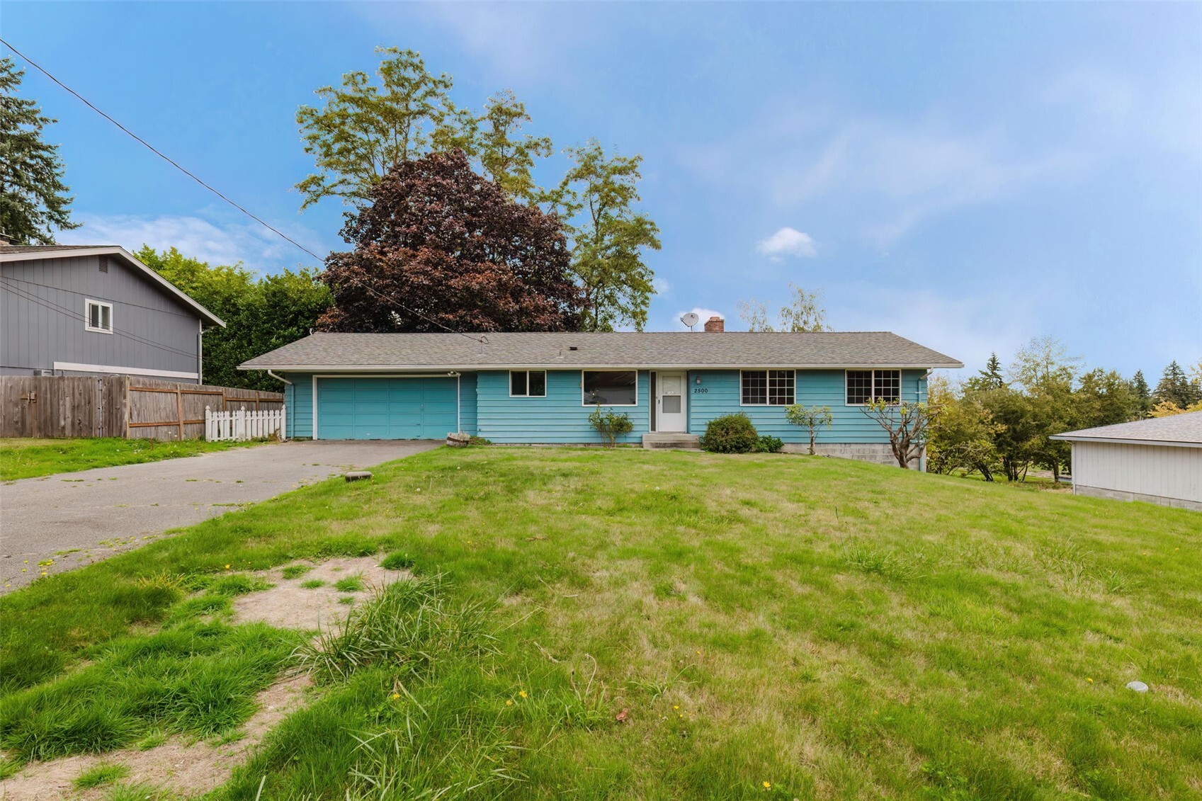 2500 Hoover Avenue Property Photo 1