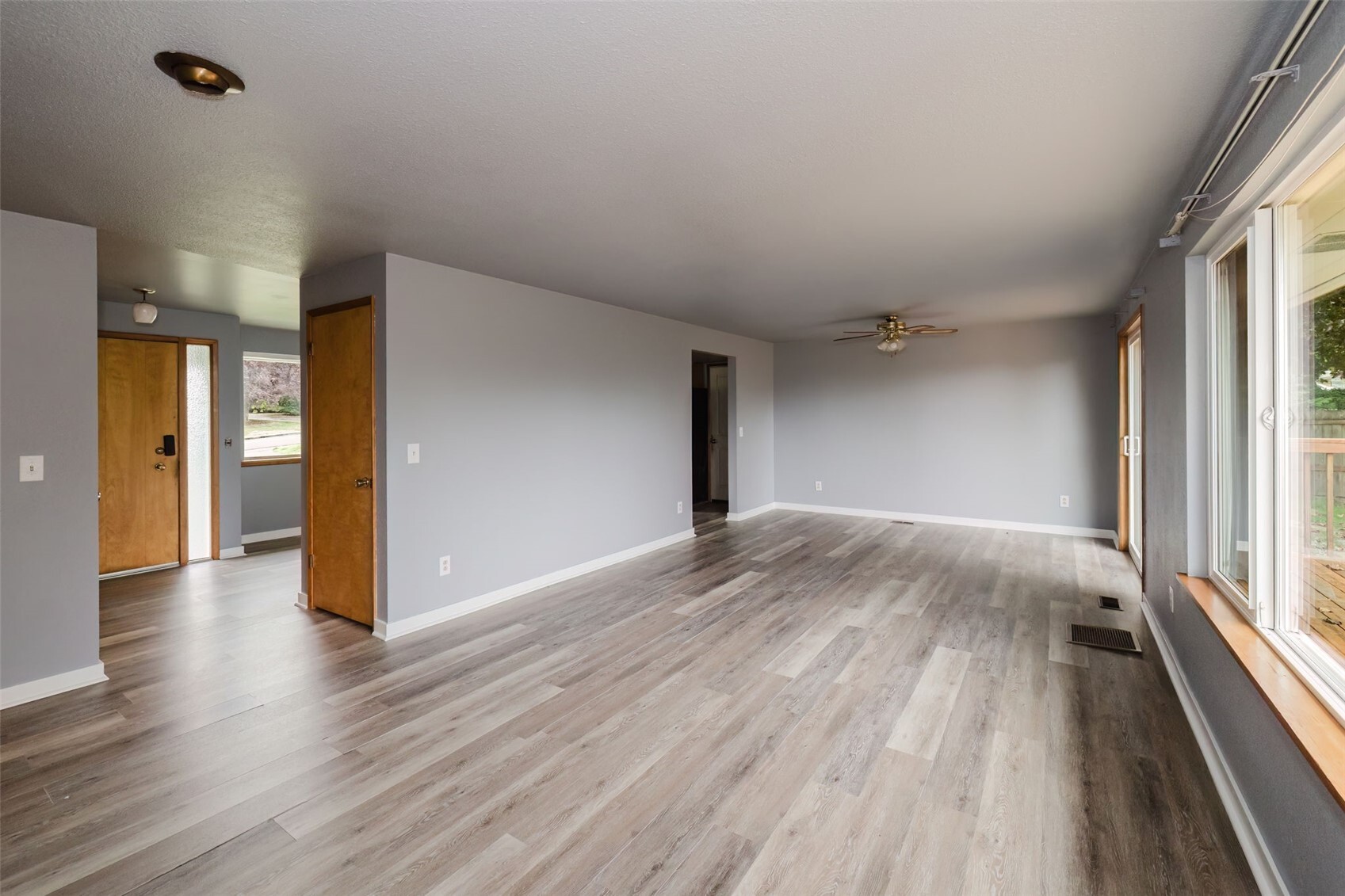 2500 Hoover Avenue Property Photo 4