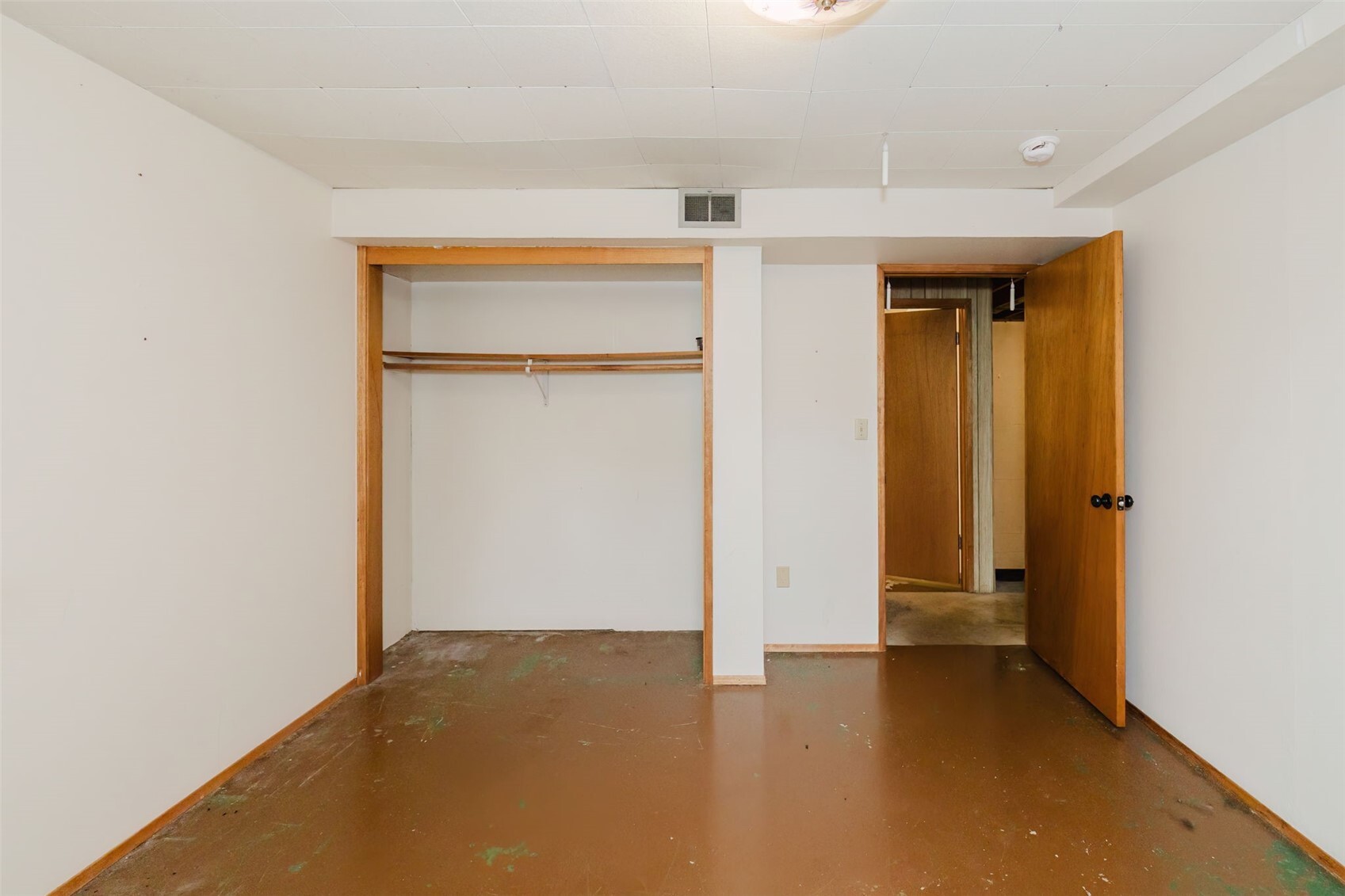 2500 Hoover Avenue Property Photo 27
