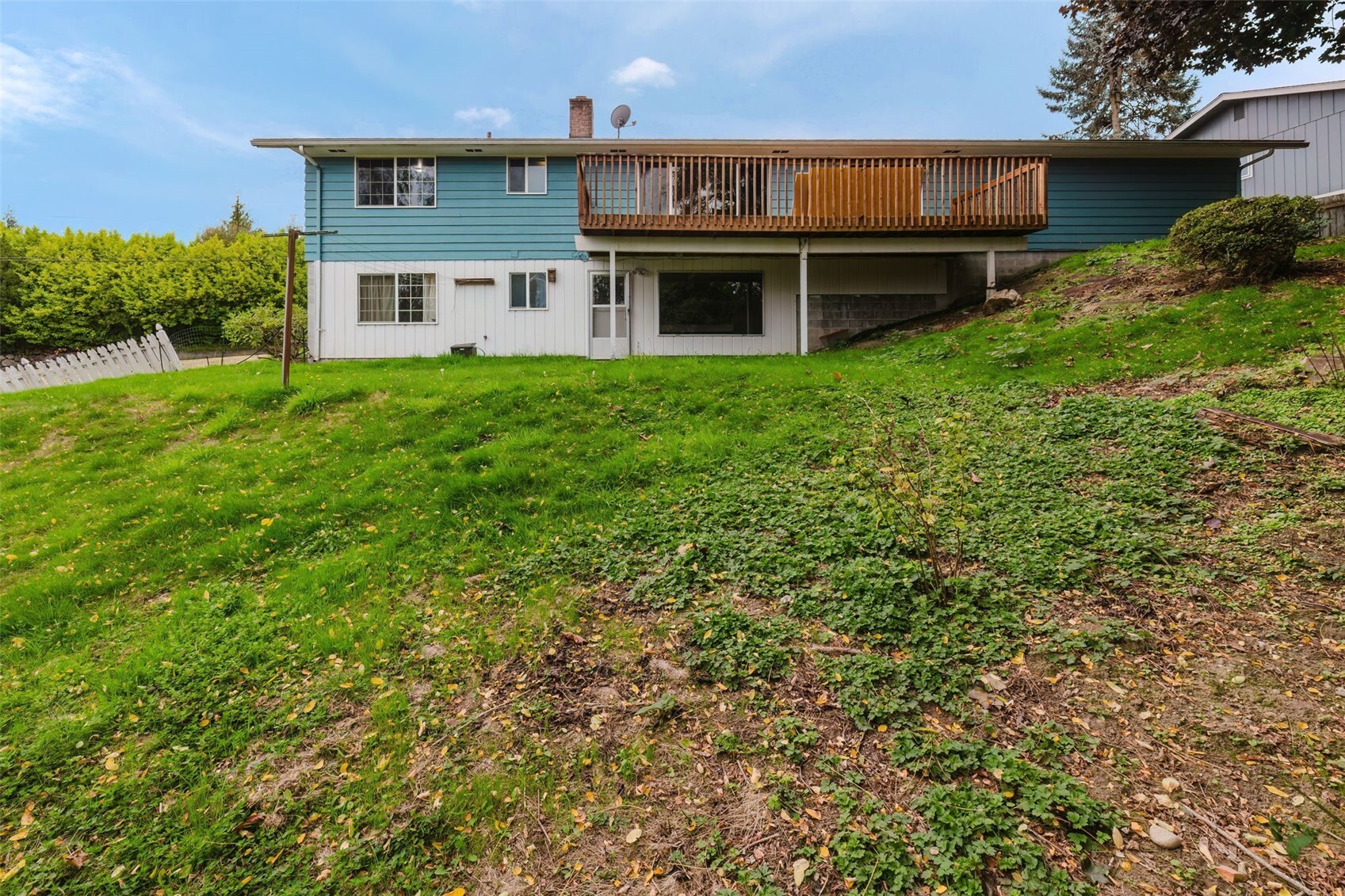 2500 Hoover Avenue Property Photo 32