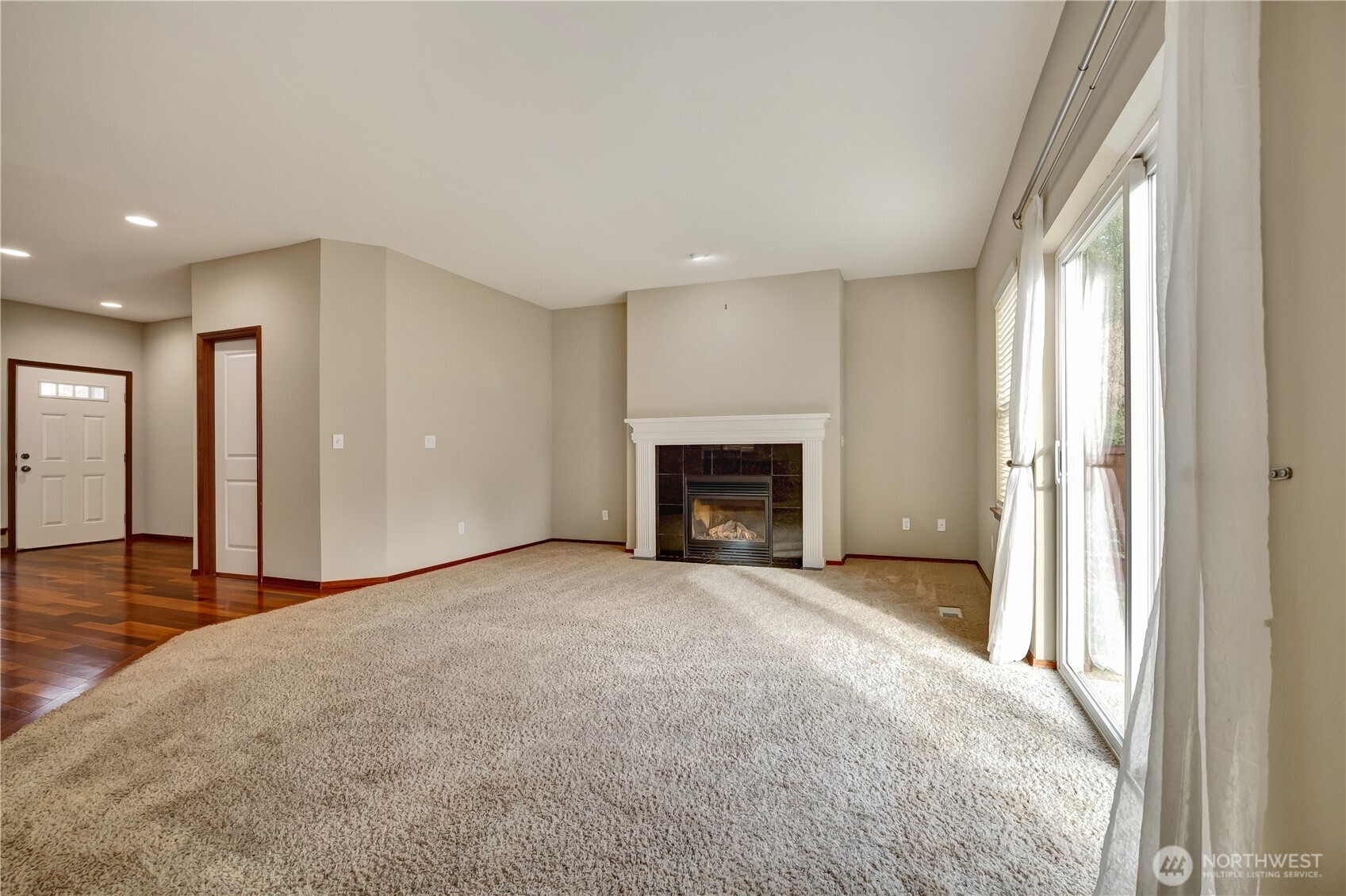23719 17th Avenue Property Photo 5