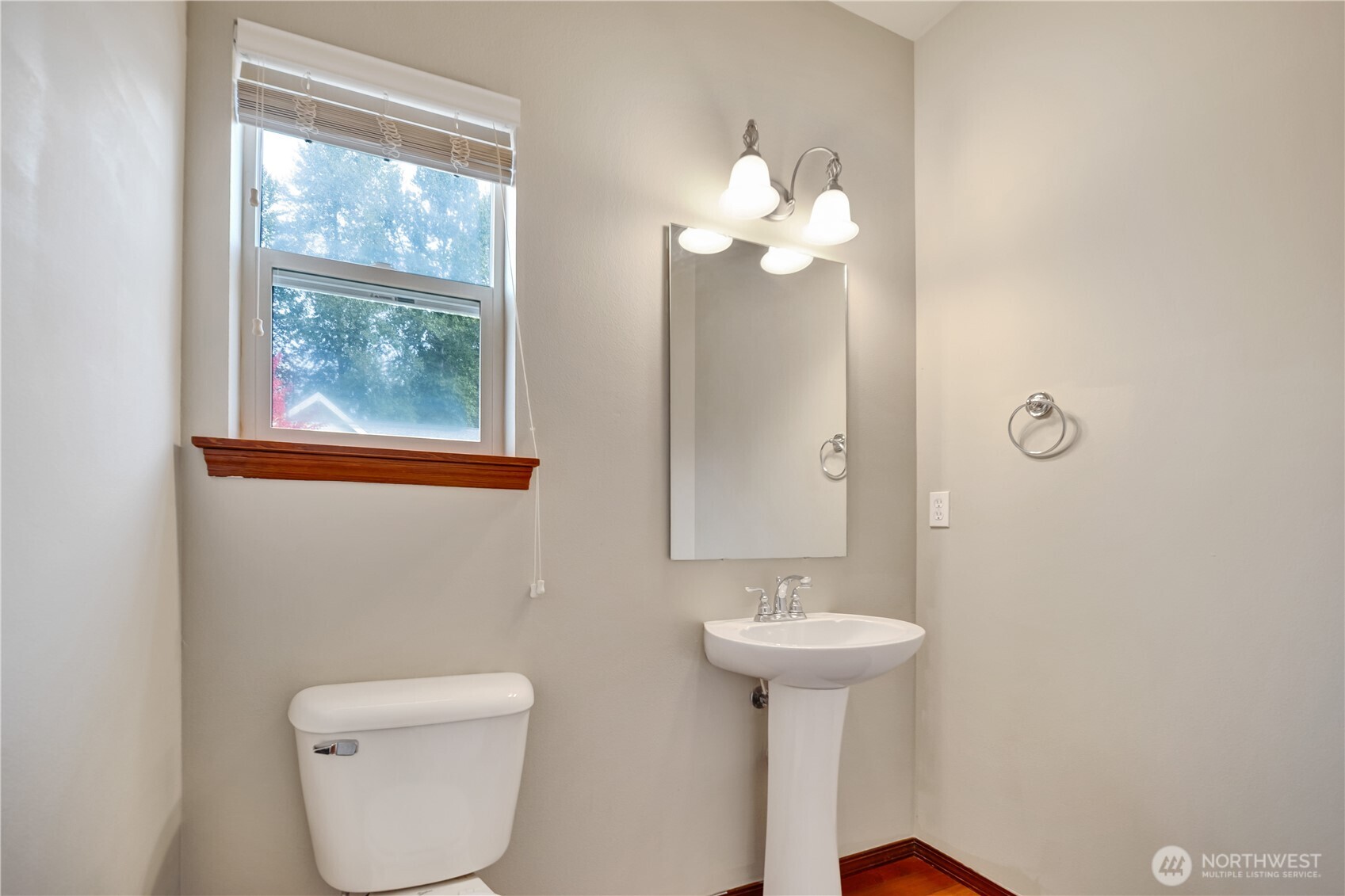 23719 17th Avenue Property Photo 6