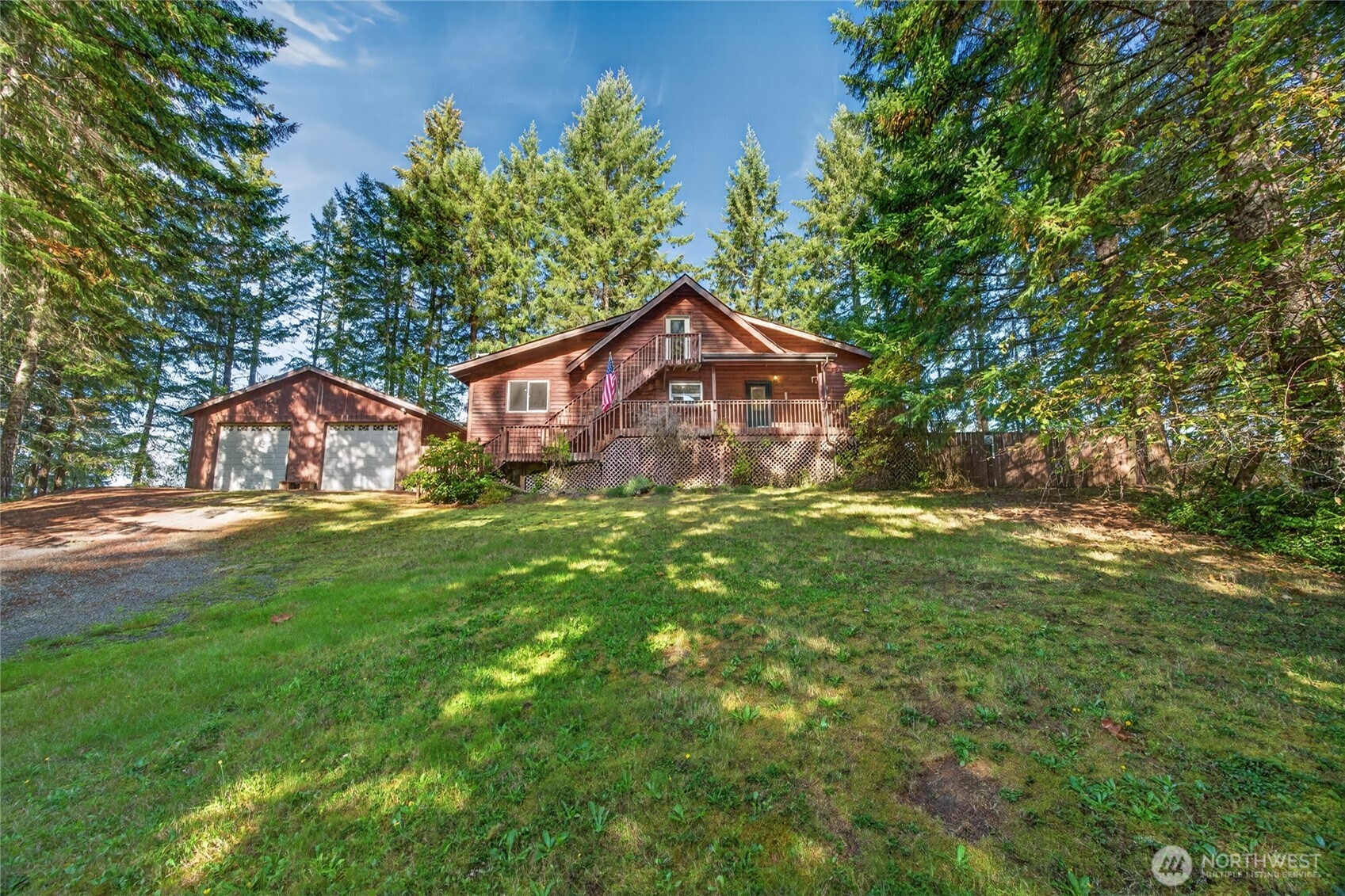 2594491 Property Photo 2