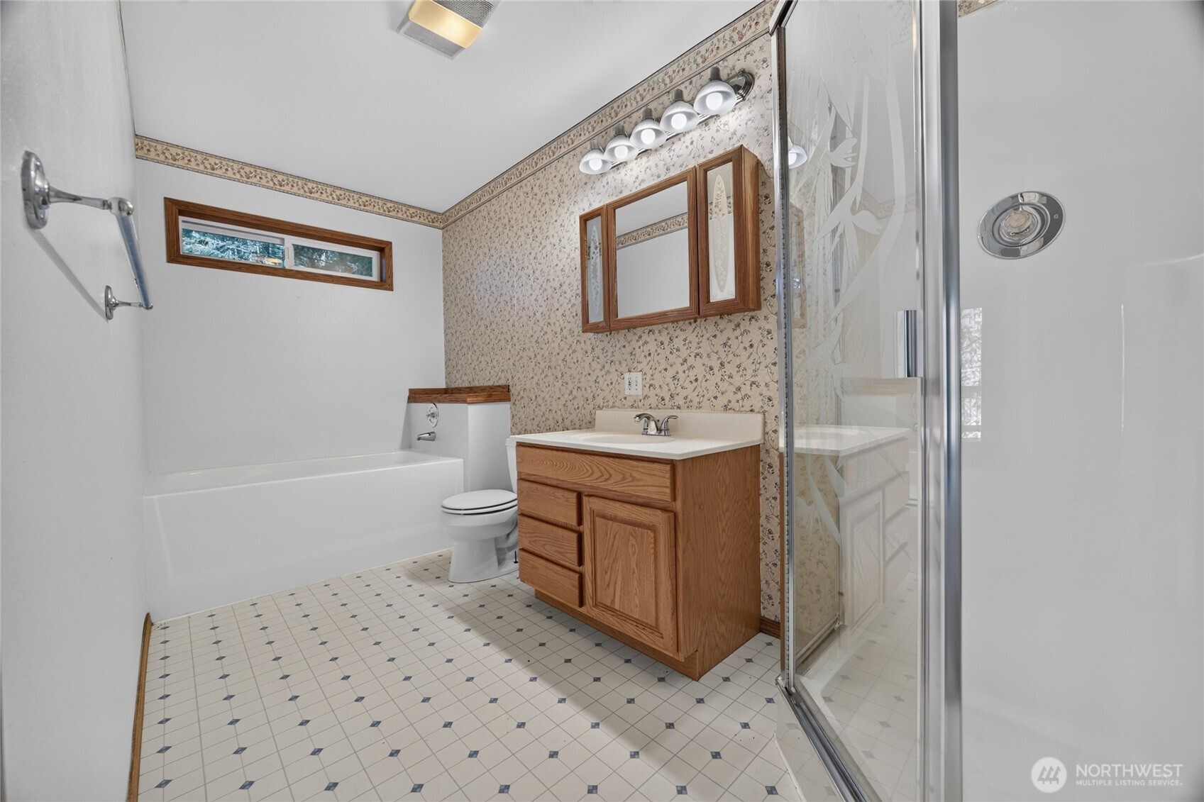 2594491 Property Photo 21