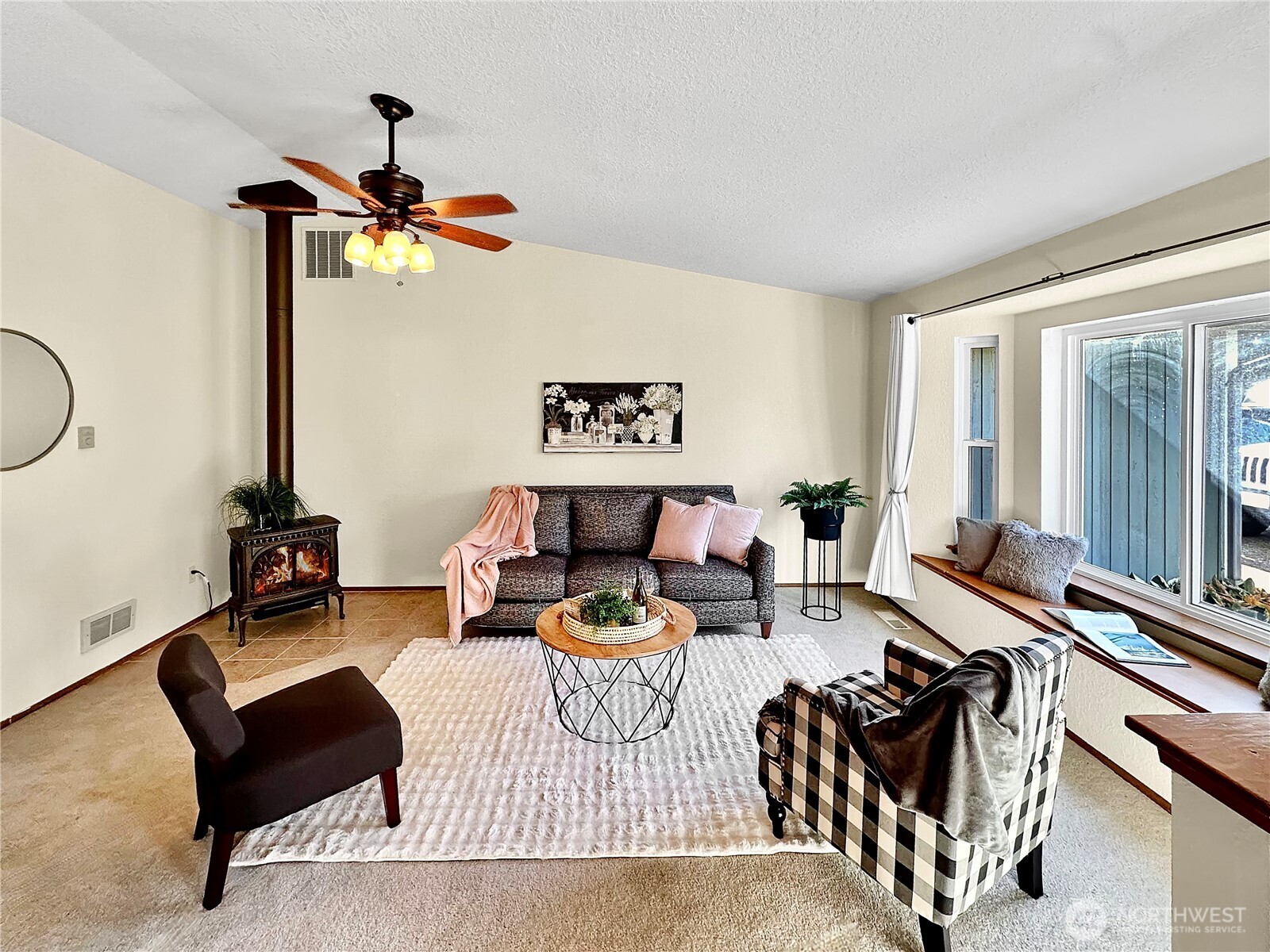 4808 Archer Drive Property Photo 4