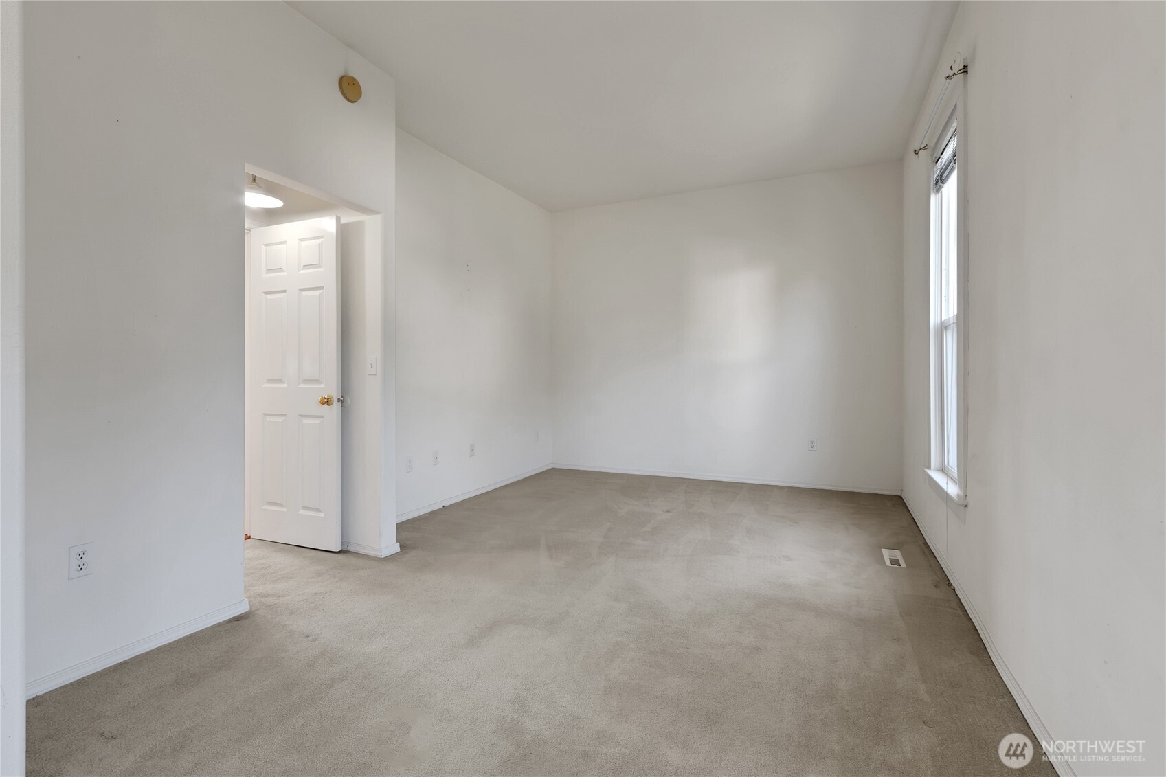 4915 N 43rd Street Property Photo 12