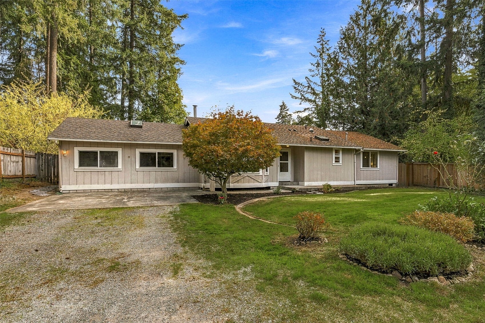 5660 195th Avenue Property Photo 2