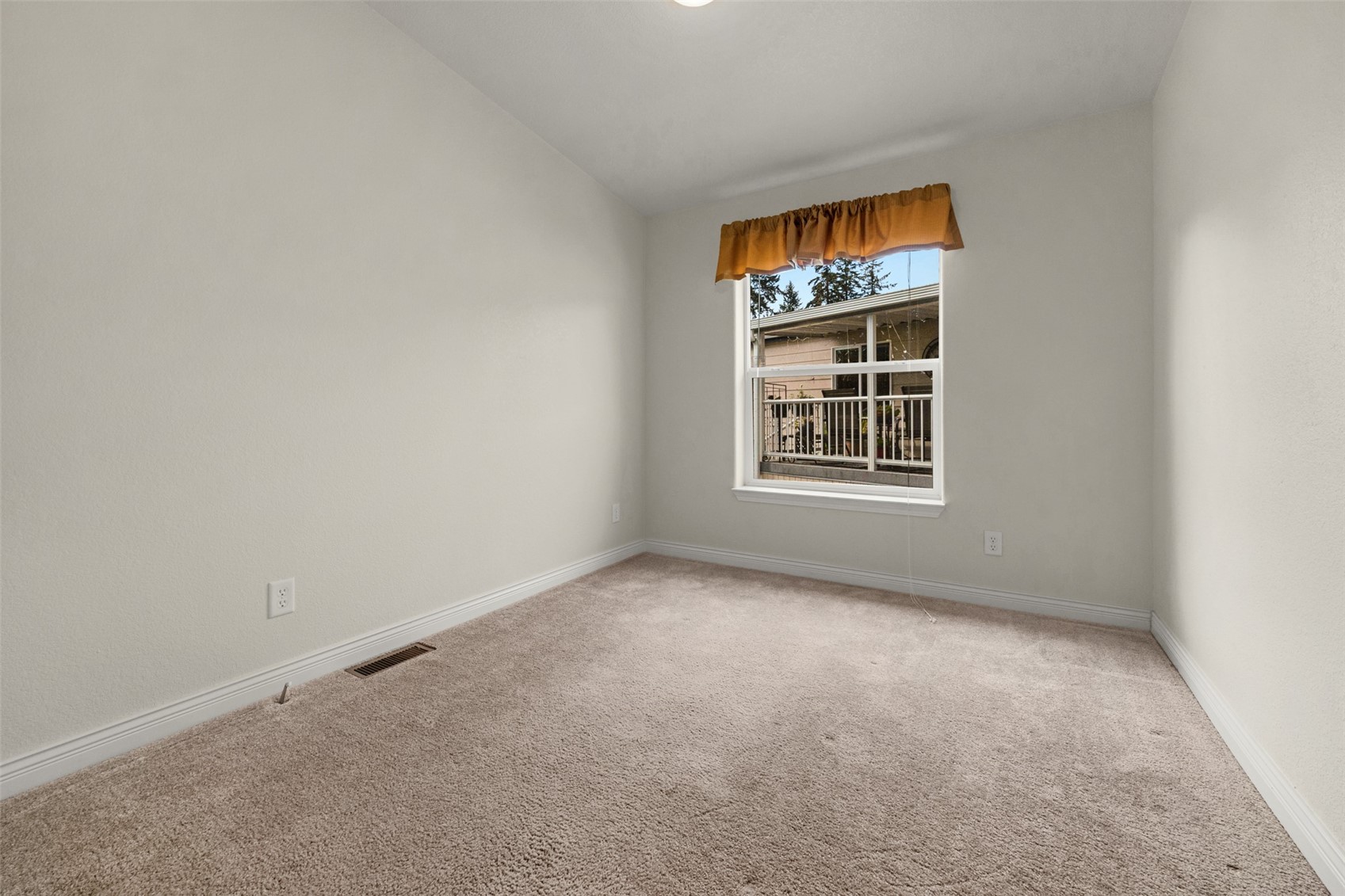 23825 15th Avenue 20 Property Photo 11