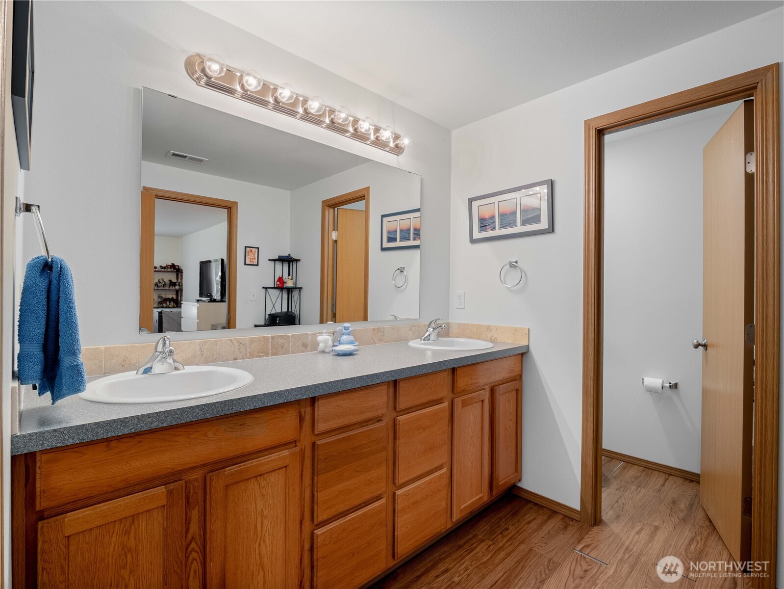 14220 50th Avenue Property Photo 17